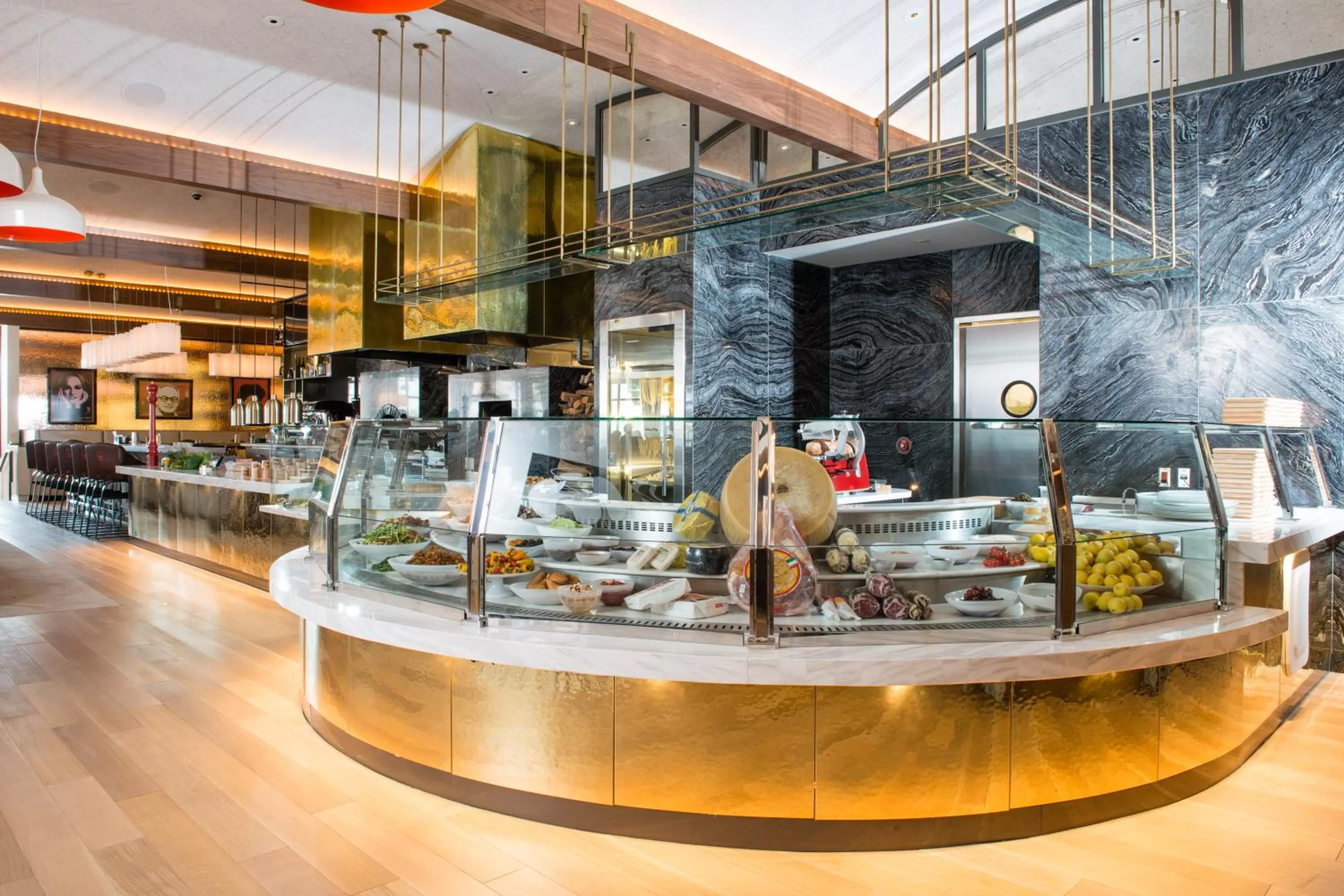 Restaurant/places to eat in The Cromwell, A Caesars Destination