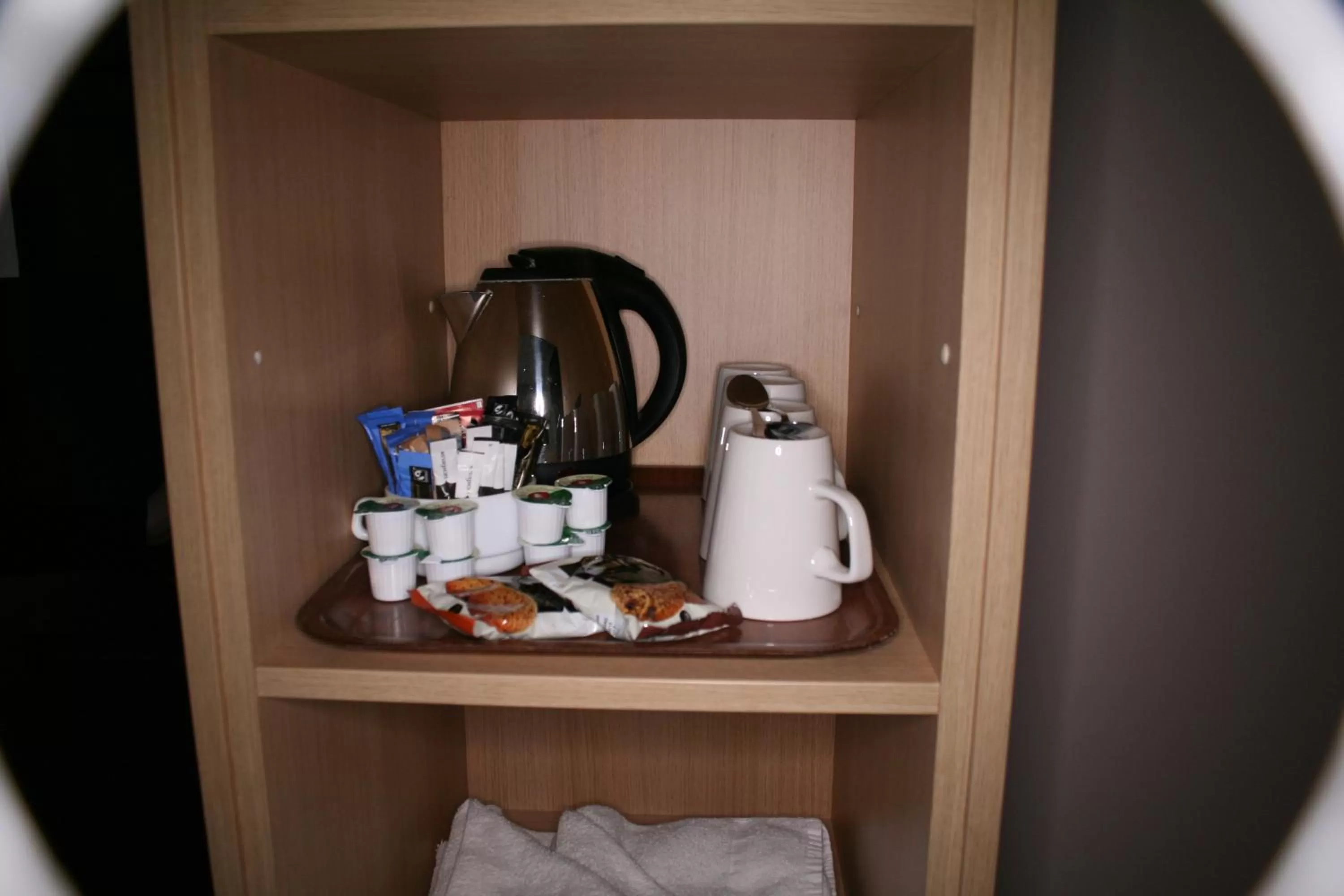 Coffee/tea facilities in Yorkway Motel