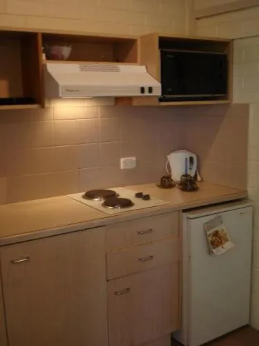 Kitchen or kitchenette in H & D Apartments