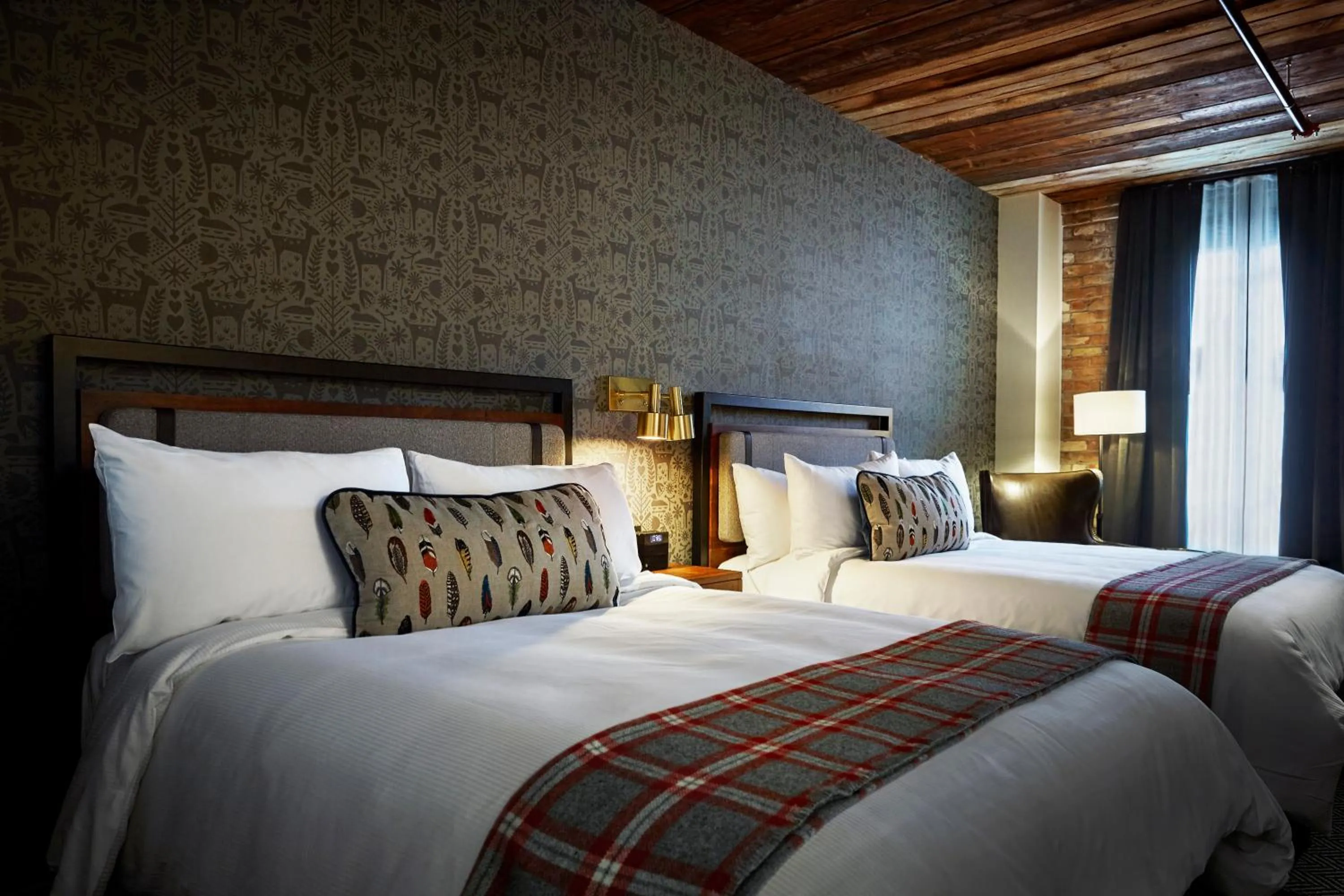 Bedroom, Bed in Hewing Hotel