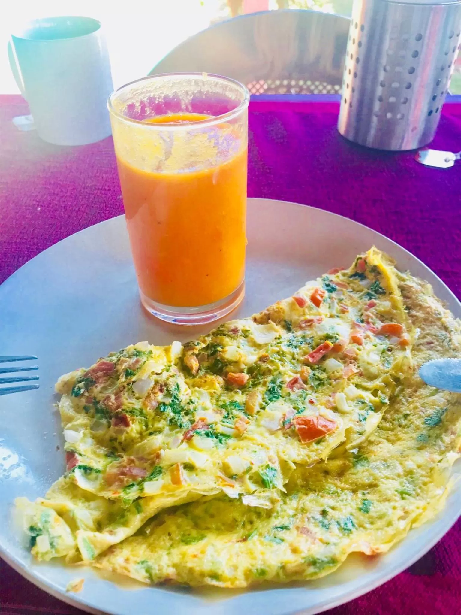 Food and drinks in LaligurasVilla Beachside Escape - 100m to Beach