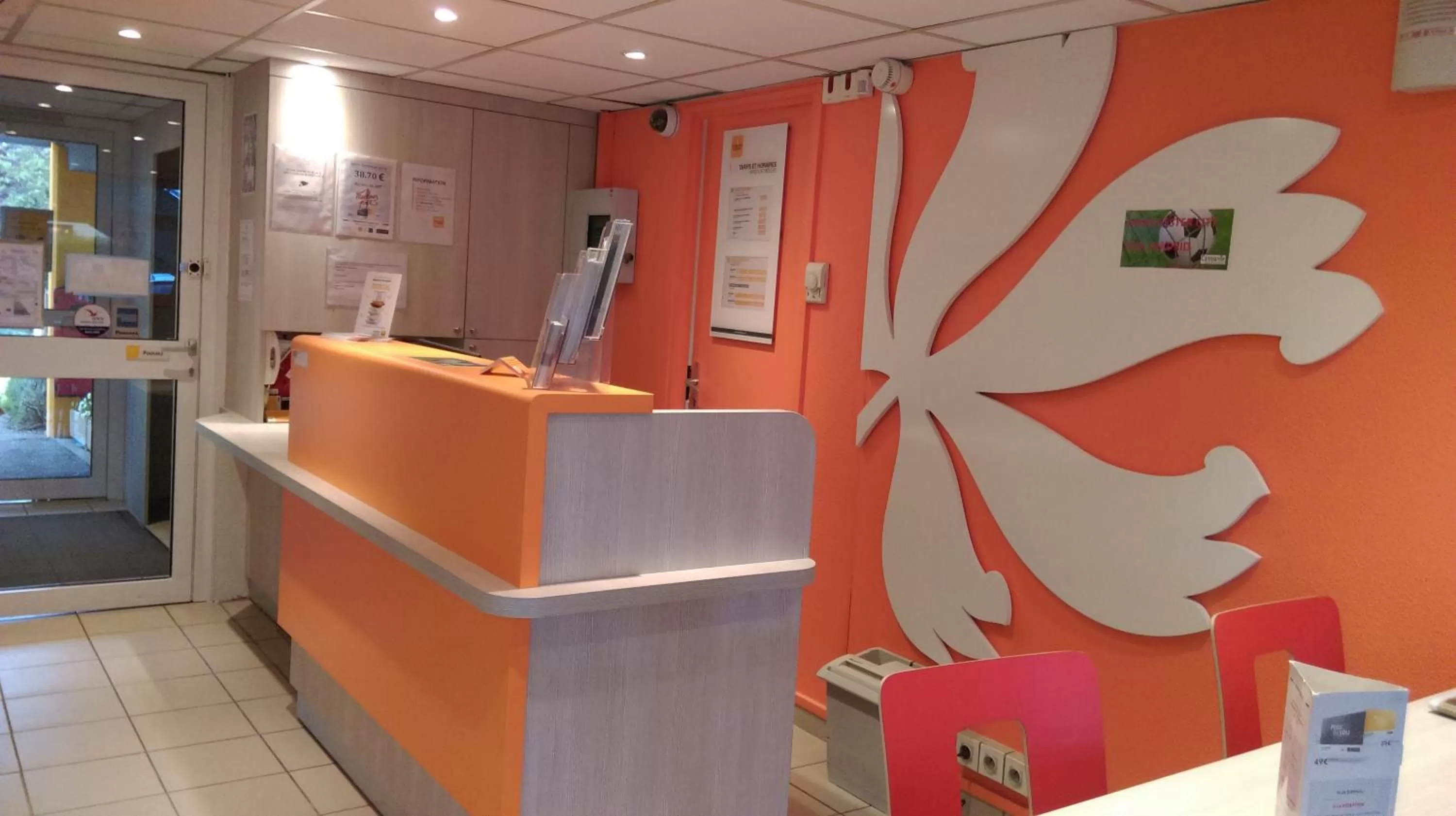 Lobby or reception in Premiere Classe Metz Sud Jouy Aux Arches