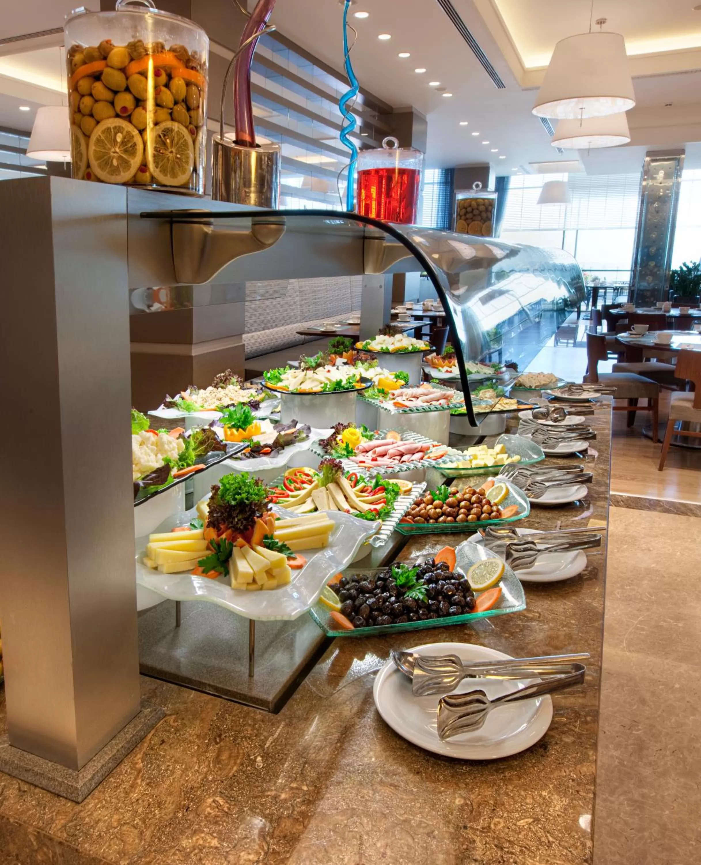 Food and drinks in Dedeman Zonguldak