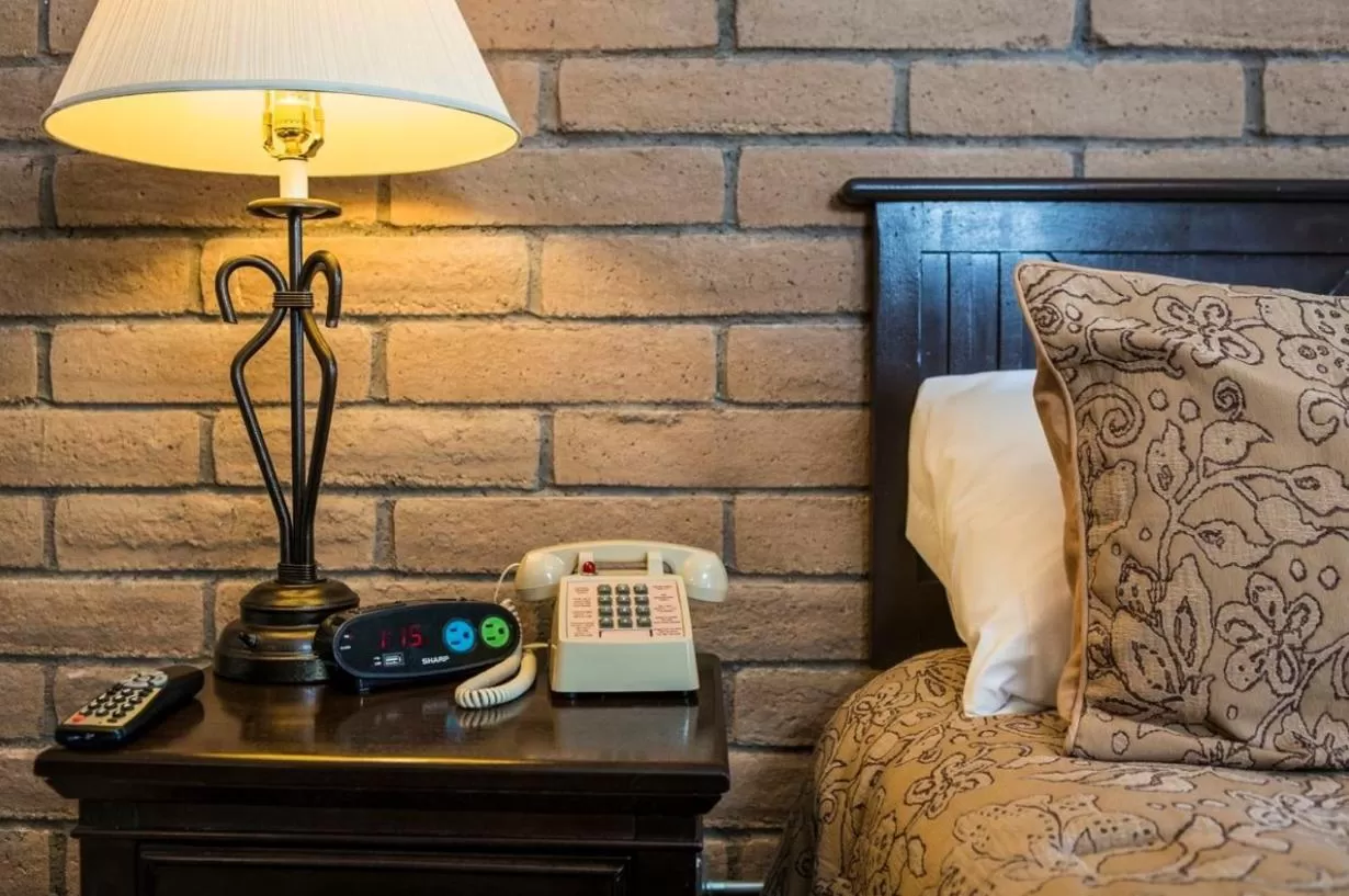 Decorative detail, Bed in The Stagecoach Inn