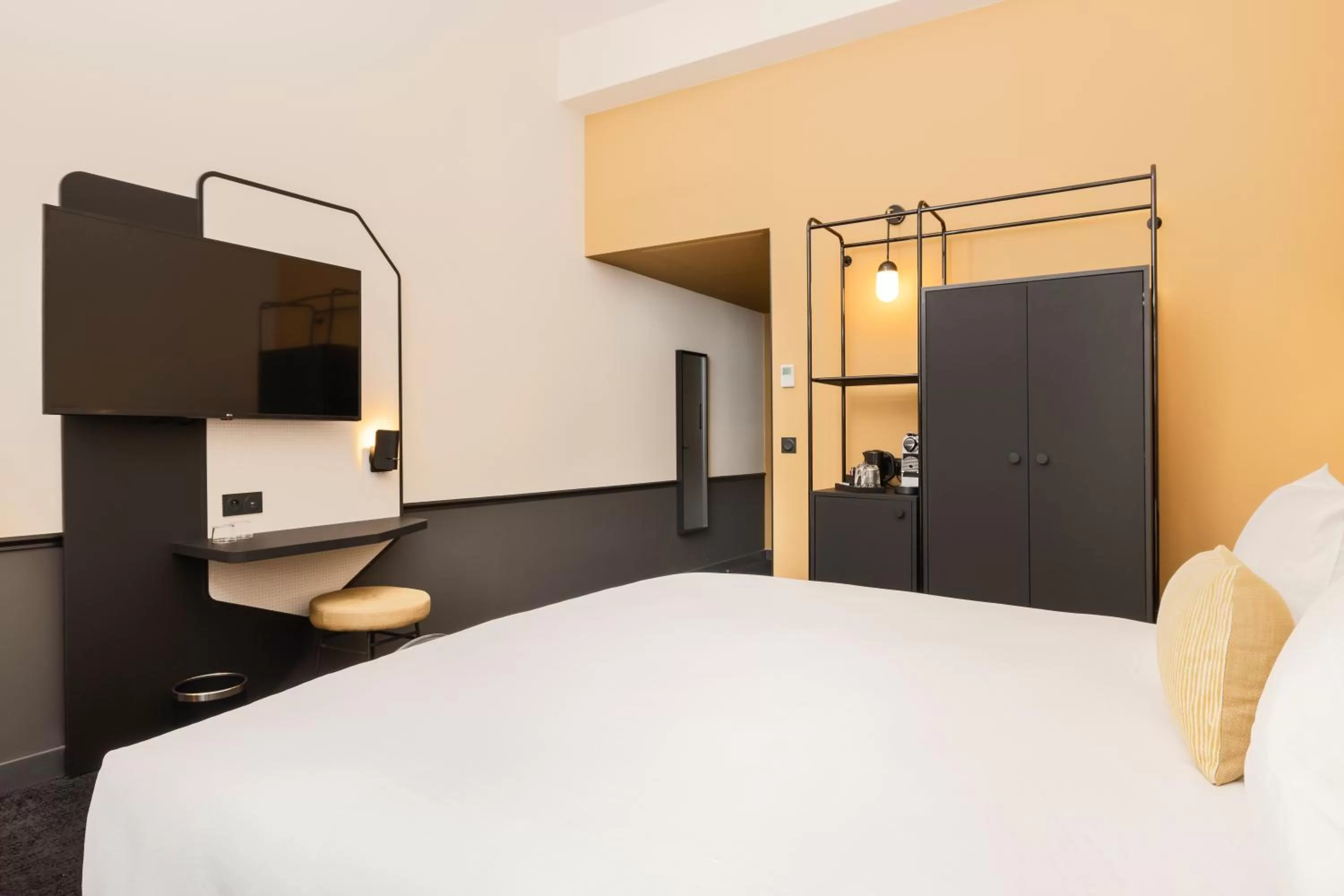 Bed in Mercure Bordeaux Centre Gare Atlantic