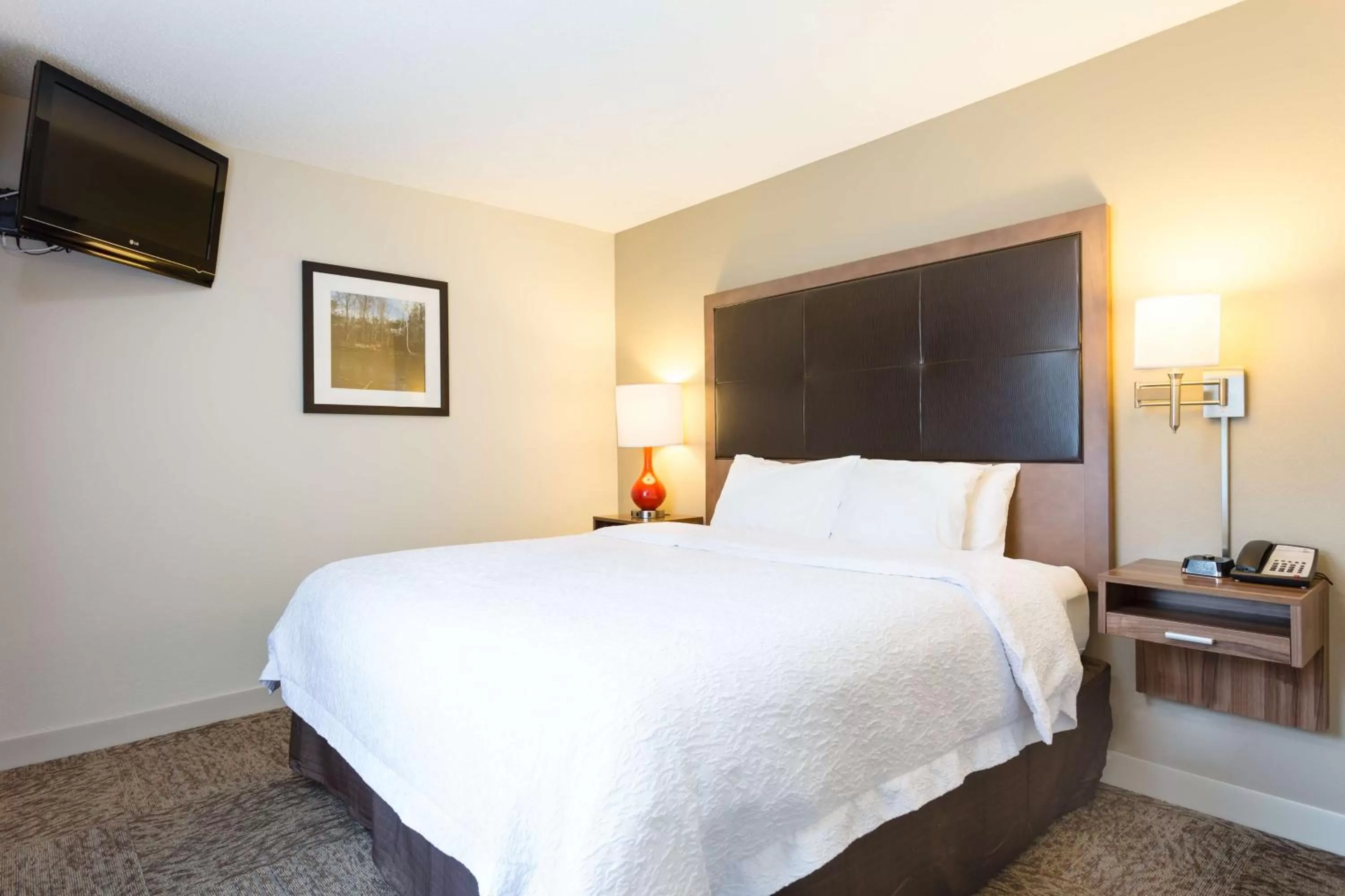 Bed in Hampton Inn Havelock