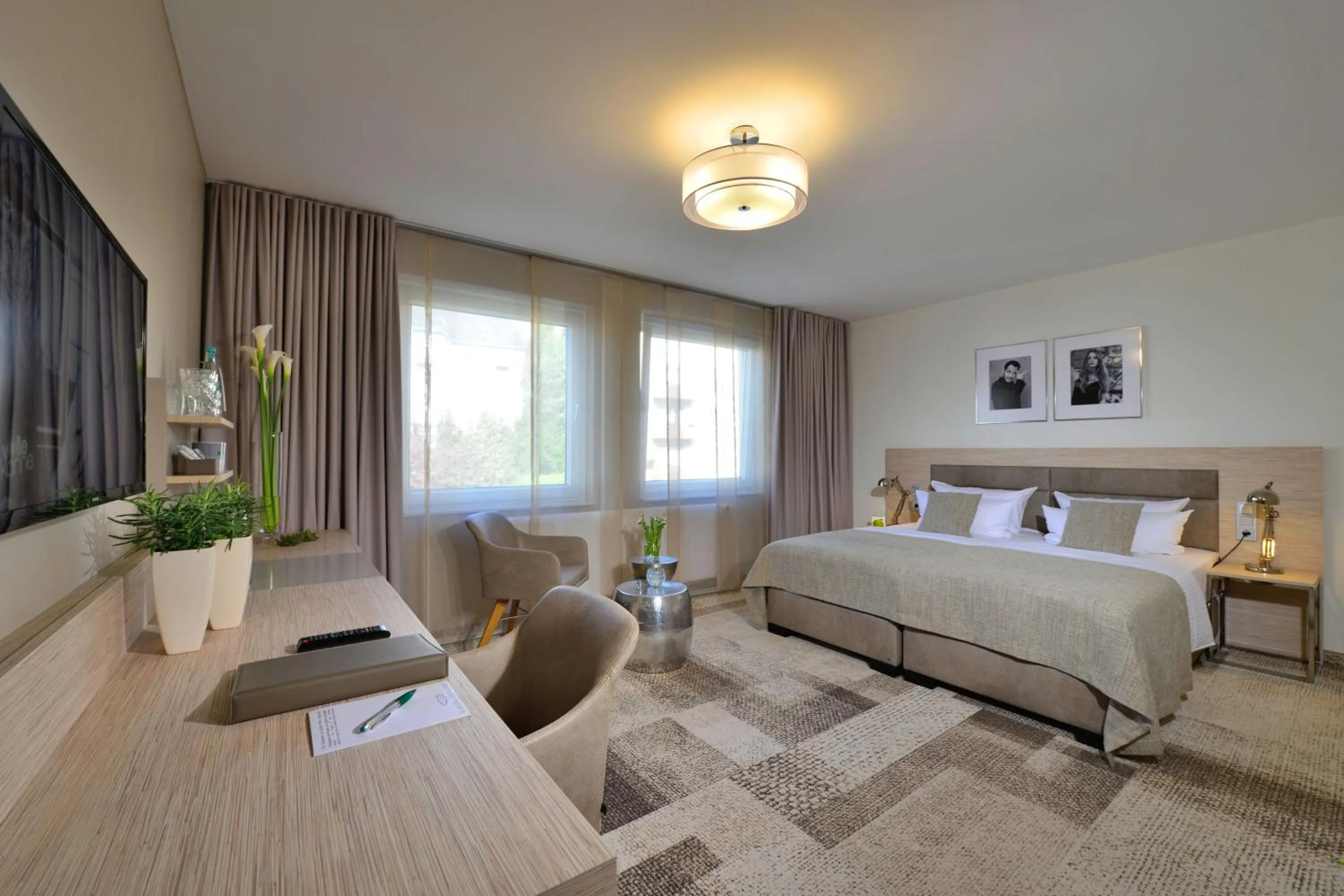 Photo of the whole room, Bed in Hotel Residenz Oberhausen