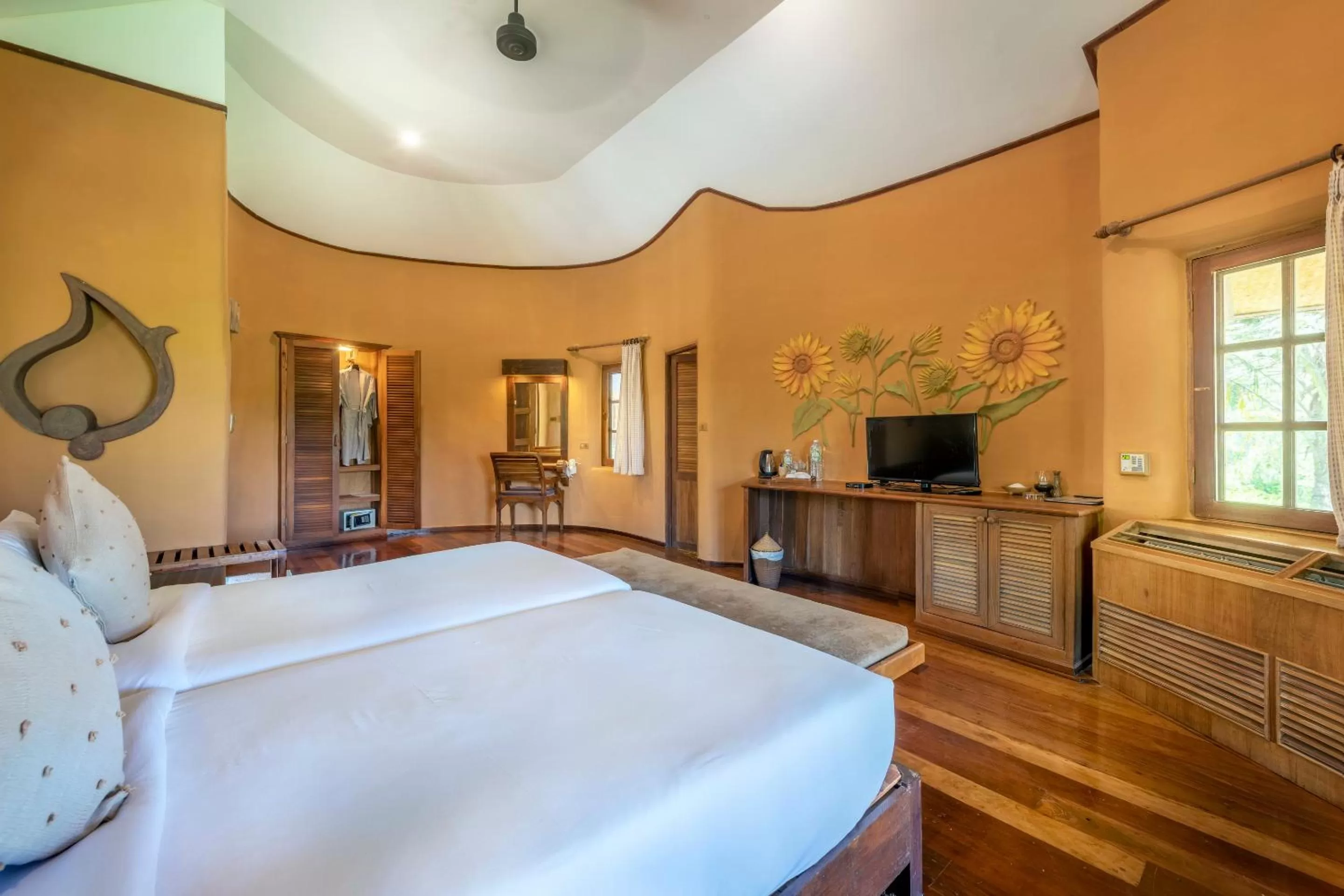 Bedroom in Vana Varin Resort