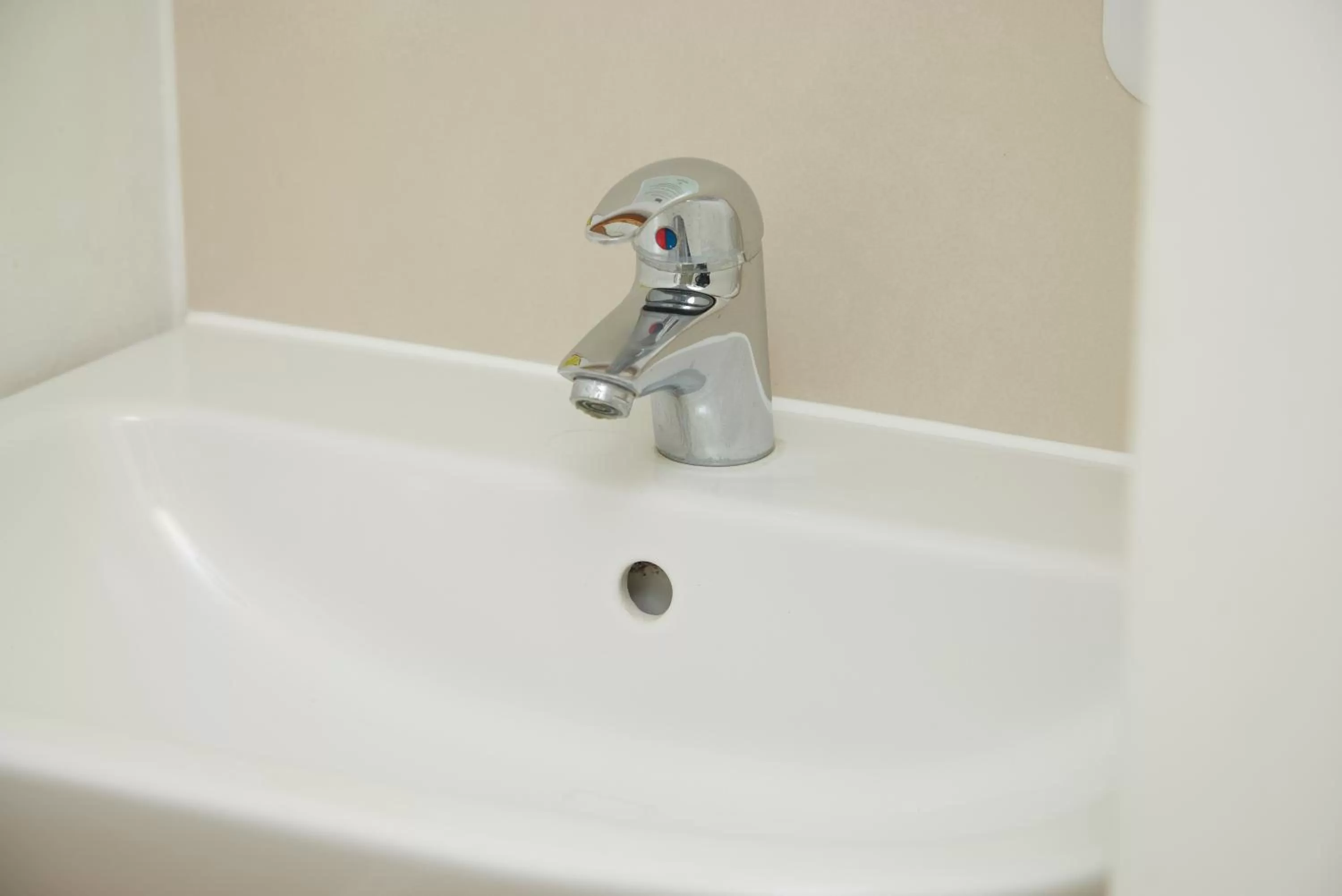 Bathroom in White Hart Hotel by Greene King Inns