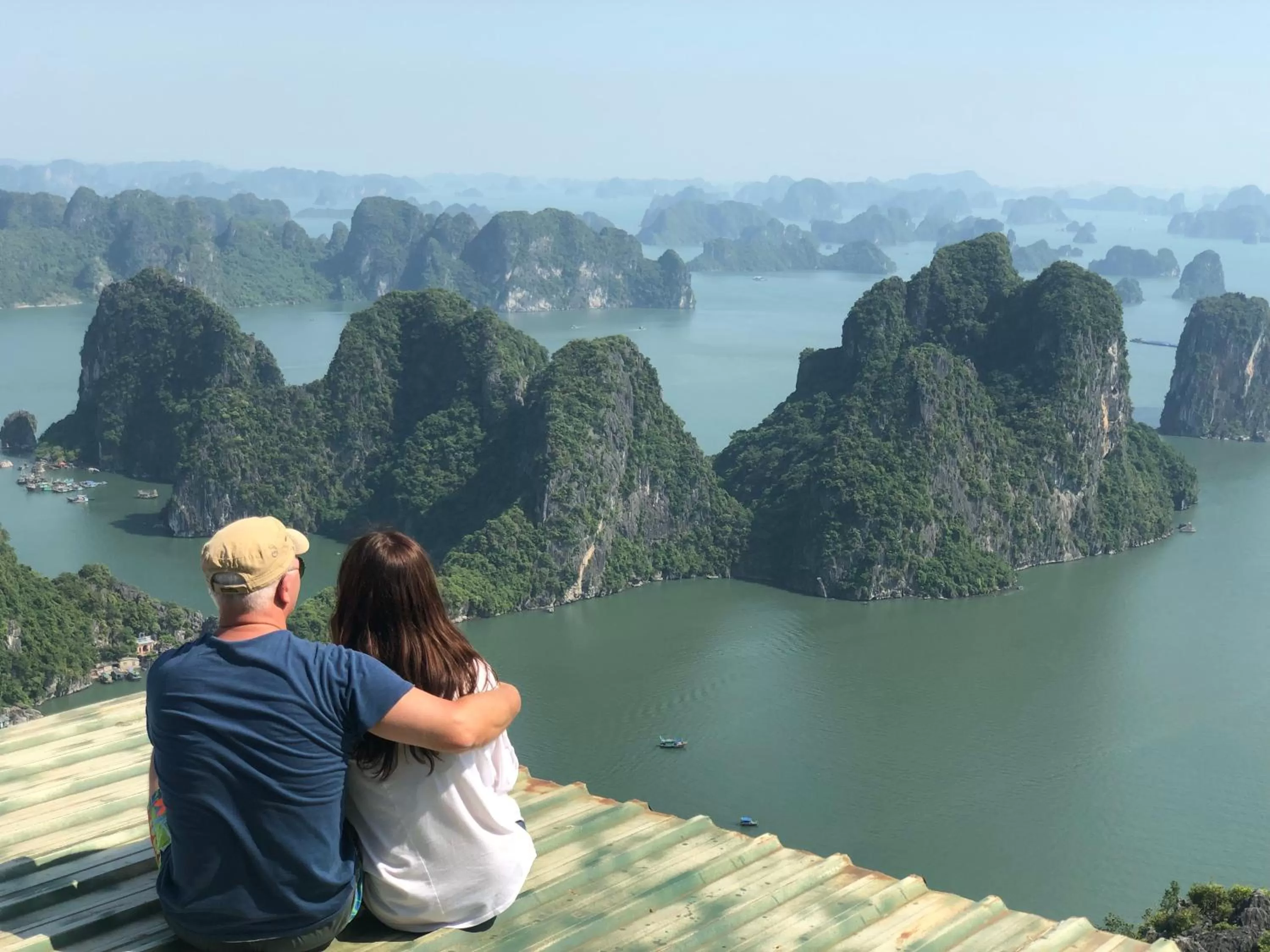 Nearby landmark in Viet Nhat Halong Hotel - Bai Chay