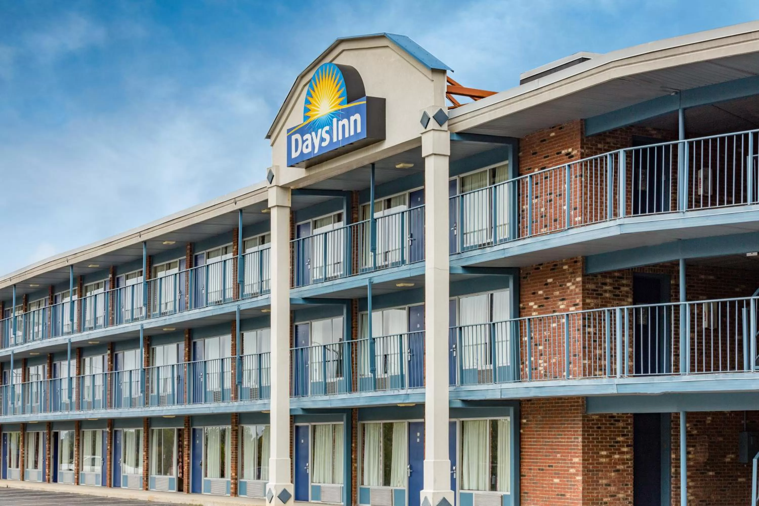 Property building in Days Inn by Wyndham Lexington