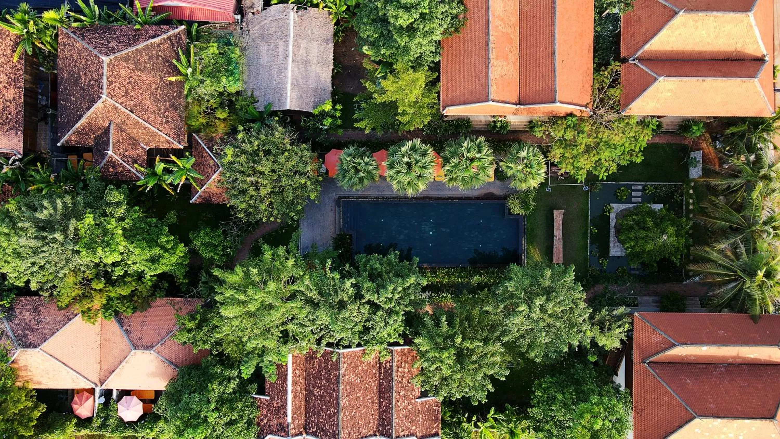 Property building in Dontrei Villa Angkor