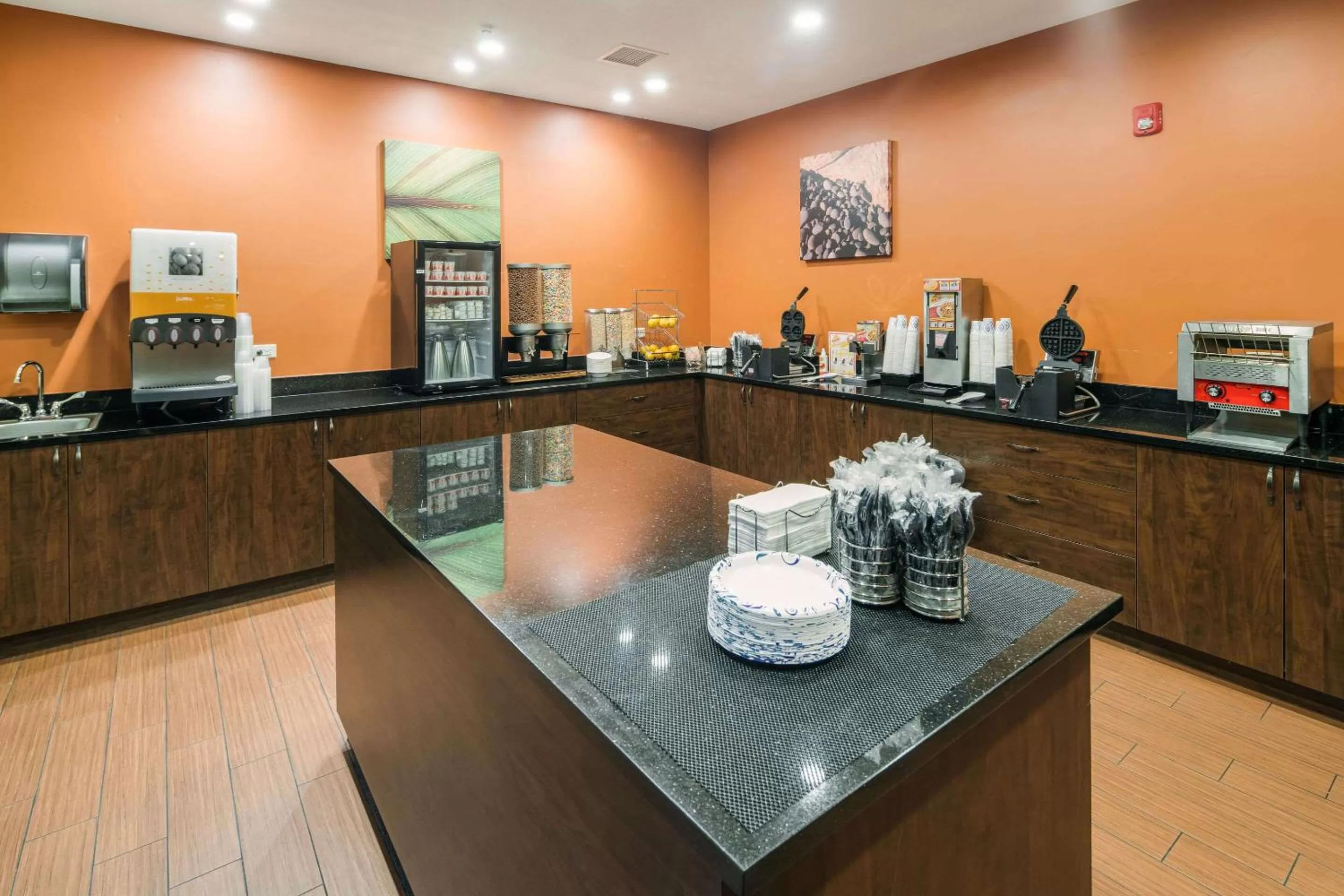 Restaurant/places to eat in Sleep Inn & Suites Hurricane Zion Park Area