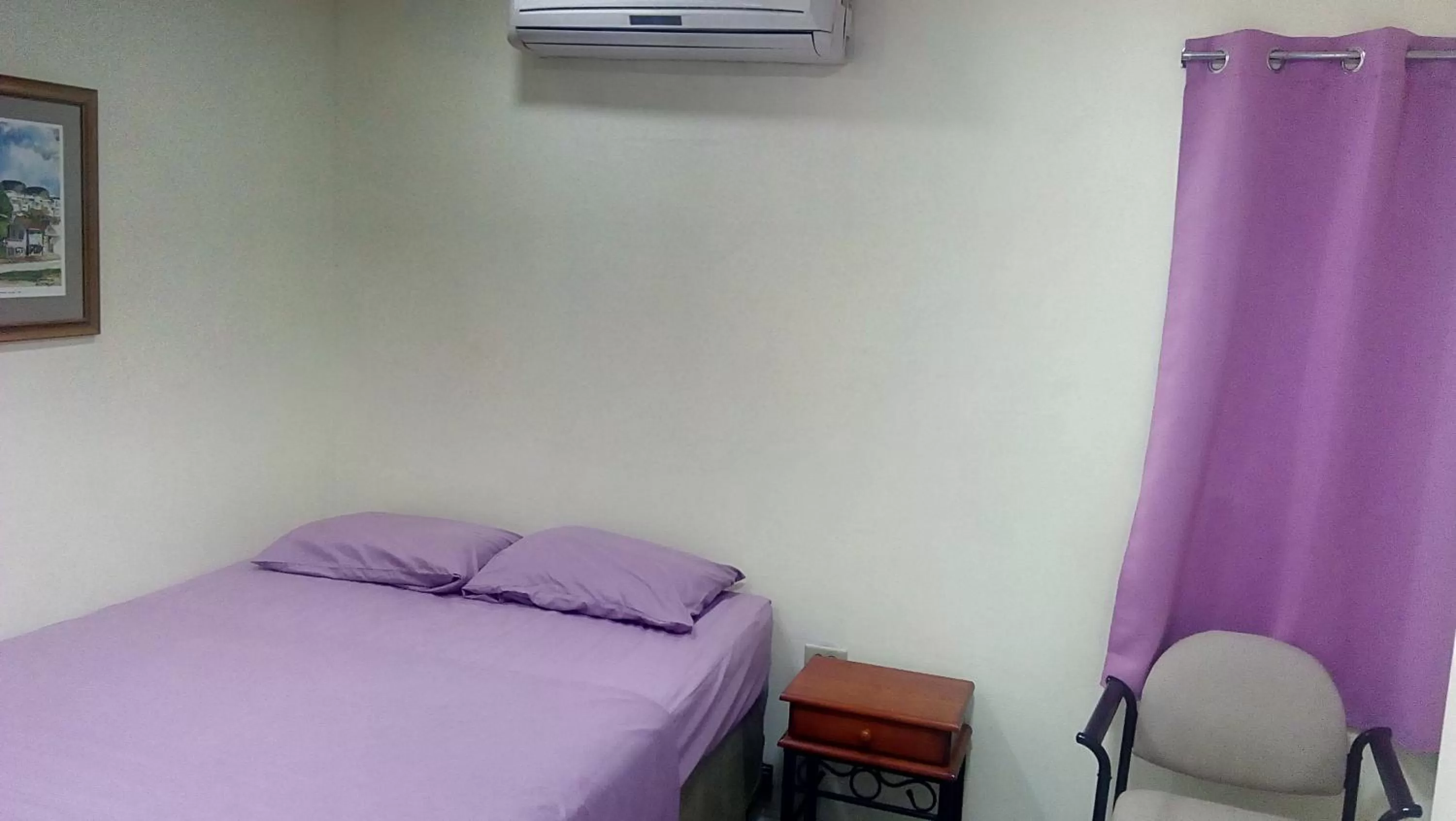 Bed in Woodbrook on the Avenue