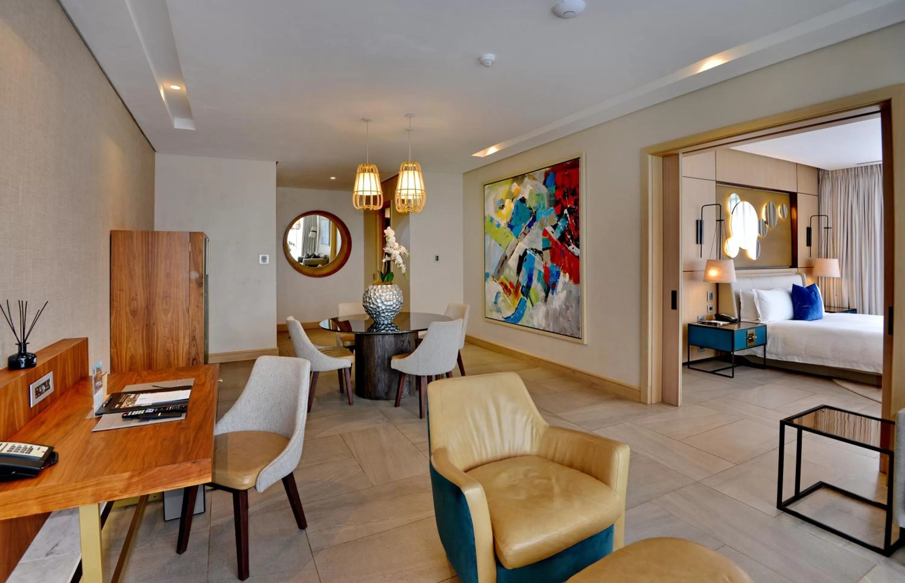 Living room, Bed in The Houghton Hotel, Spa, Wellness & Golf