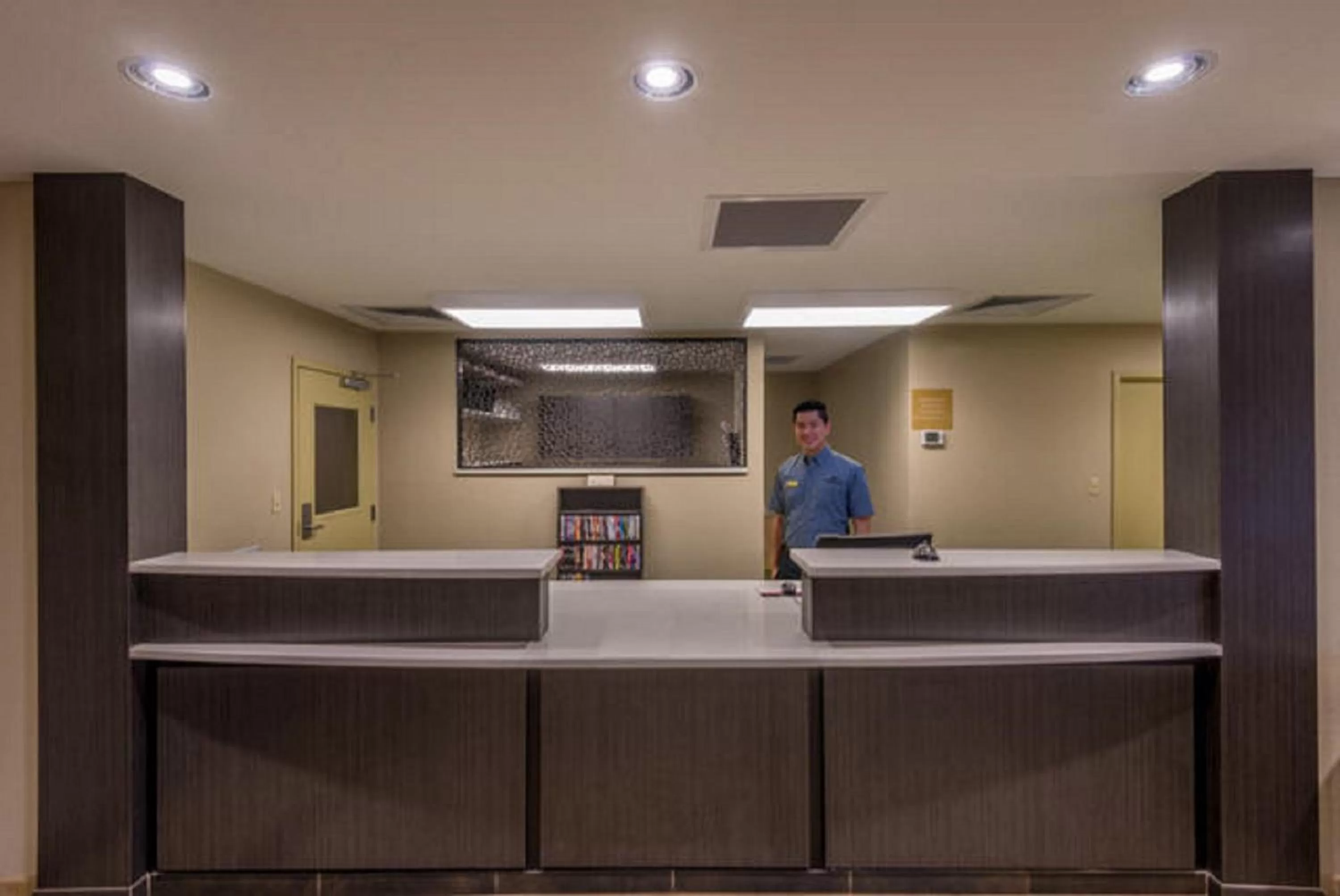 Lobby or reception in Candlewood Suites Del City by IHG