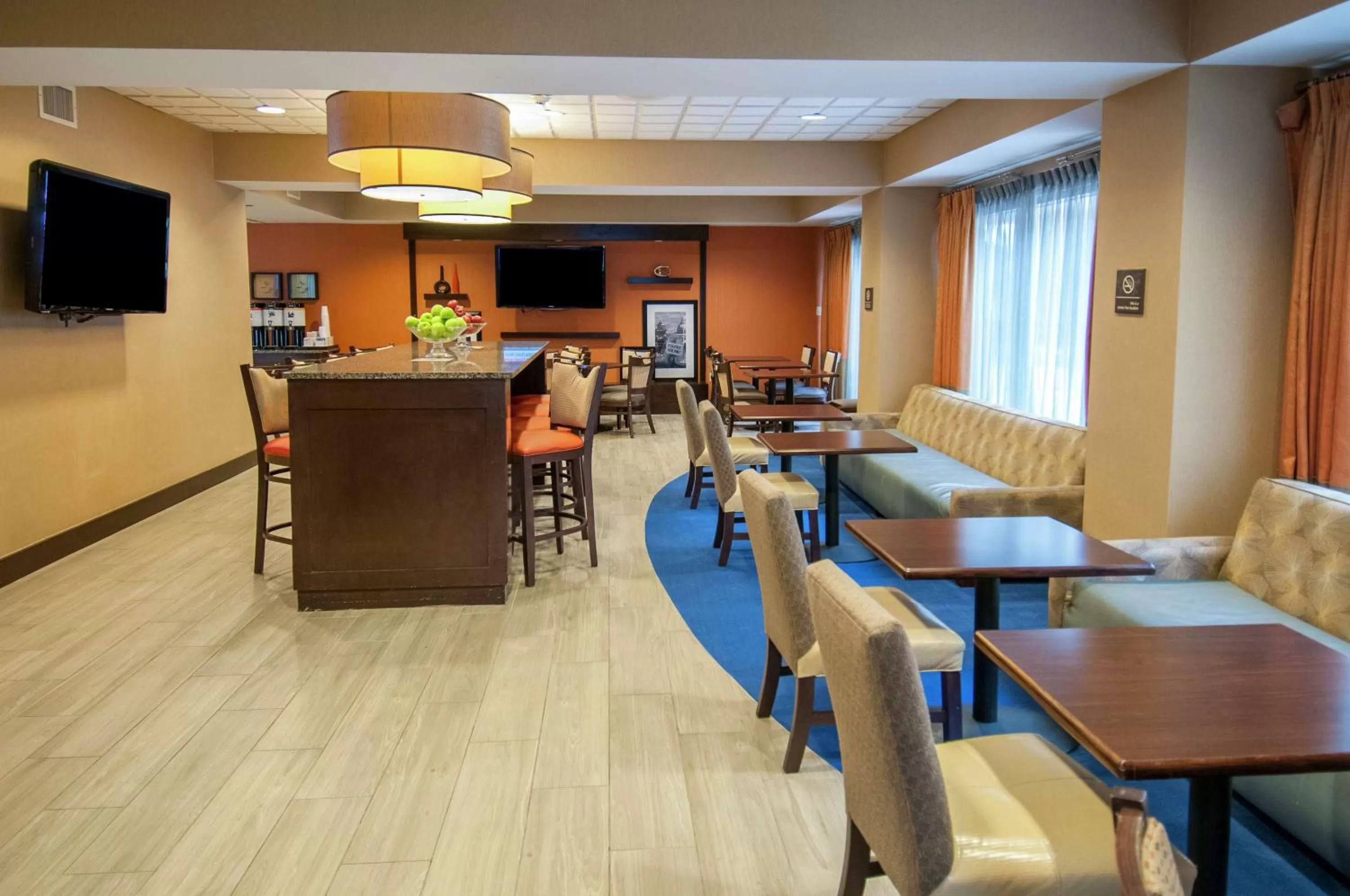 Lobby or reception in Hampton Inn Metairie