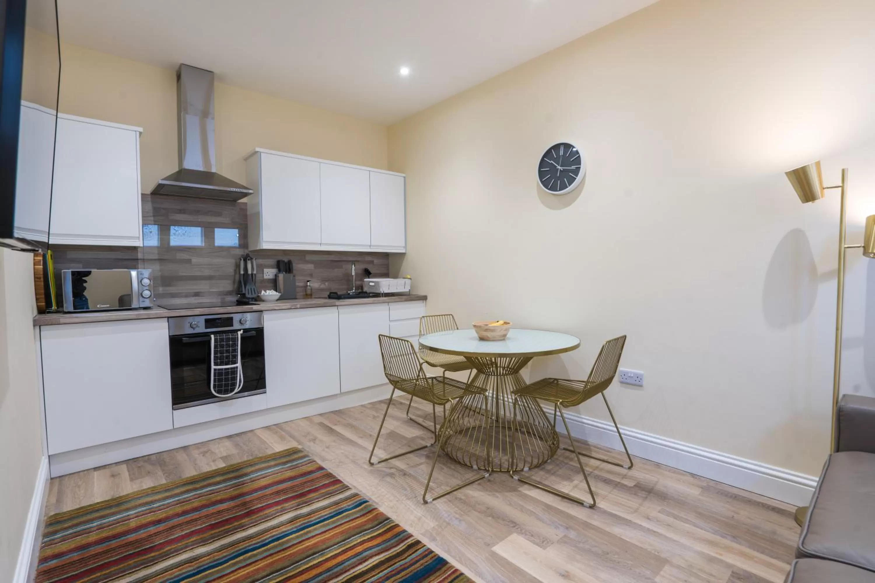 kitchen in 1 Elliot Terrace
