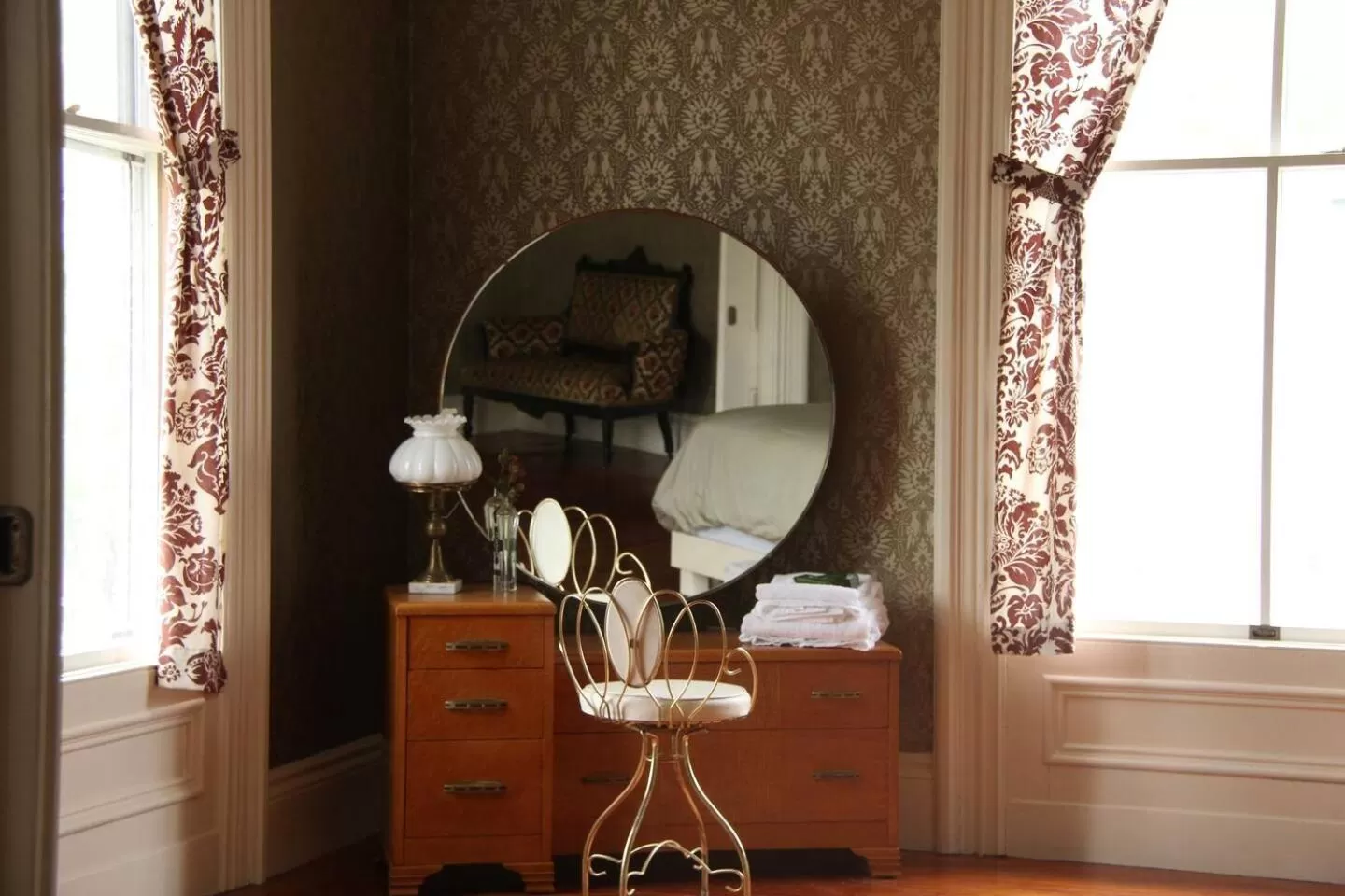 Bed in The Wedding Cake House