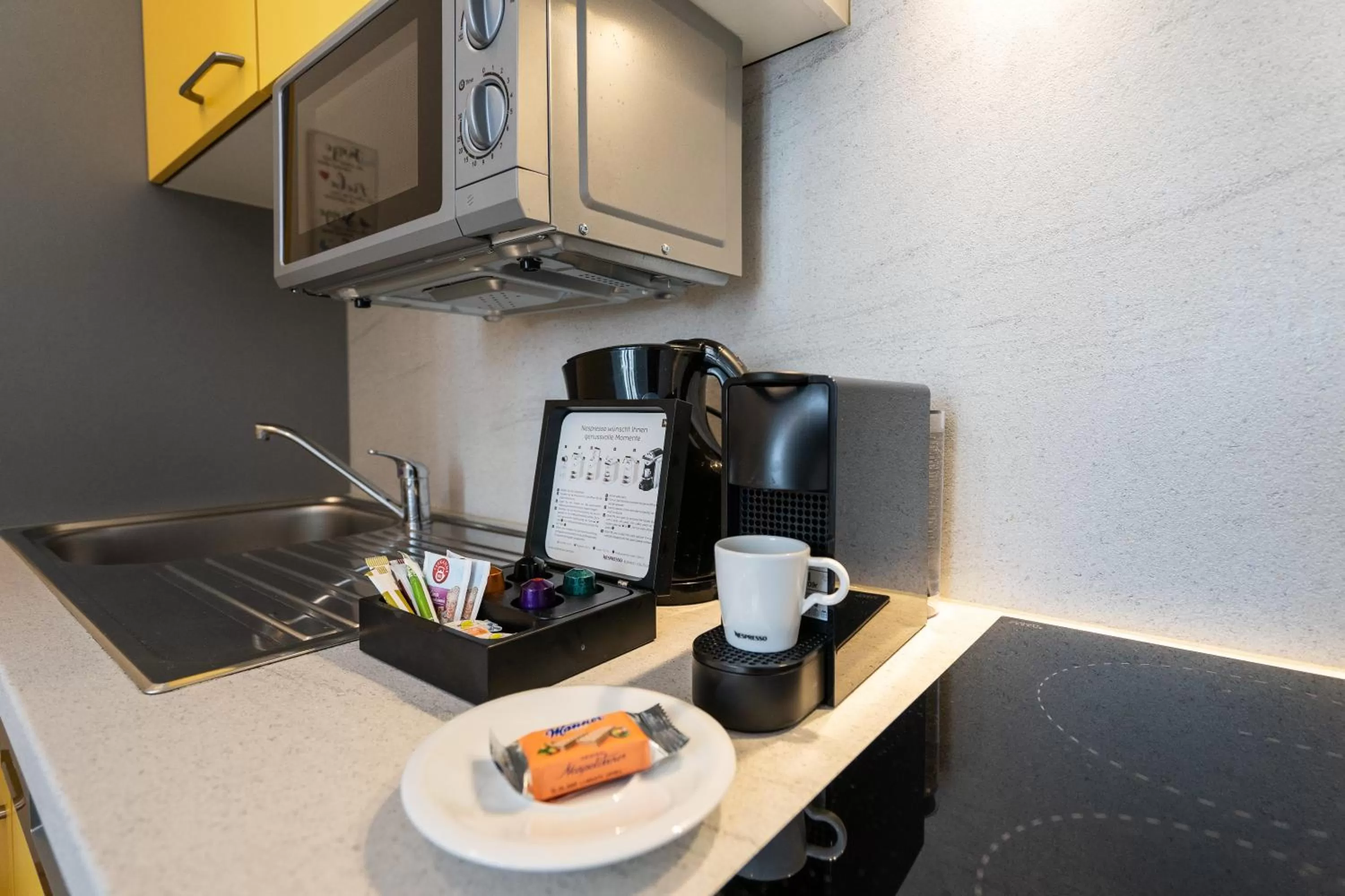 Coffee/tea facilities in FeelGood Apartments SmartLiving | contactless check-in