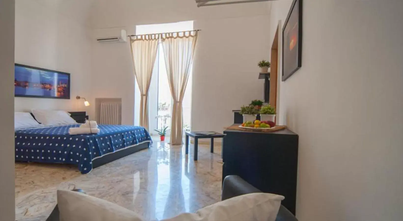 Double Room in B&B Longobardi Double Room in B&B Longobardi