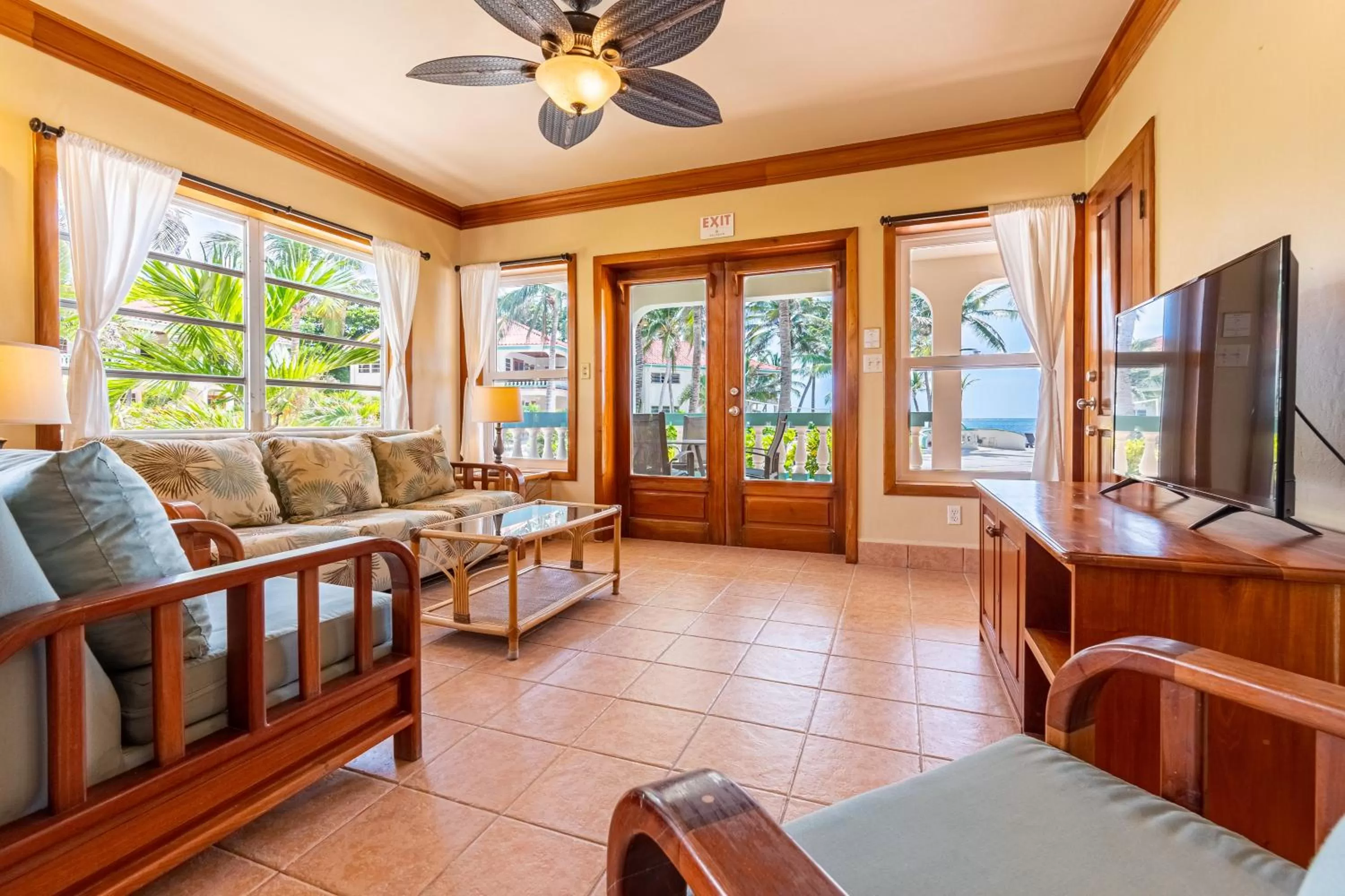 Living room in Belizean Shores Resort