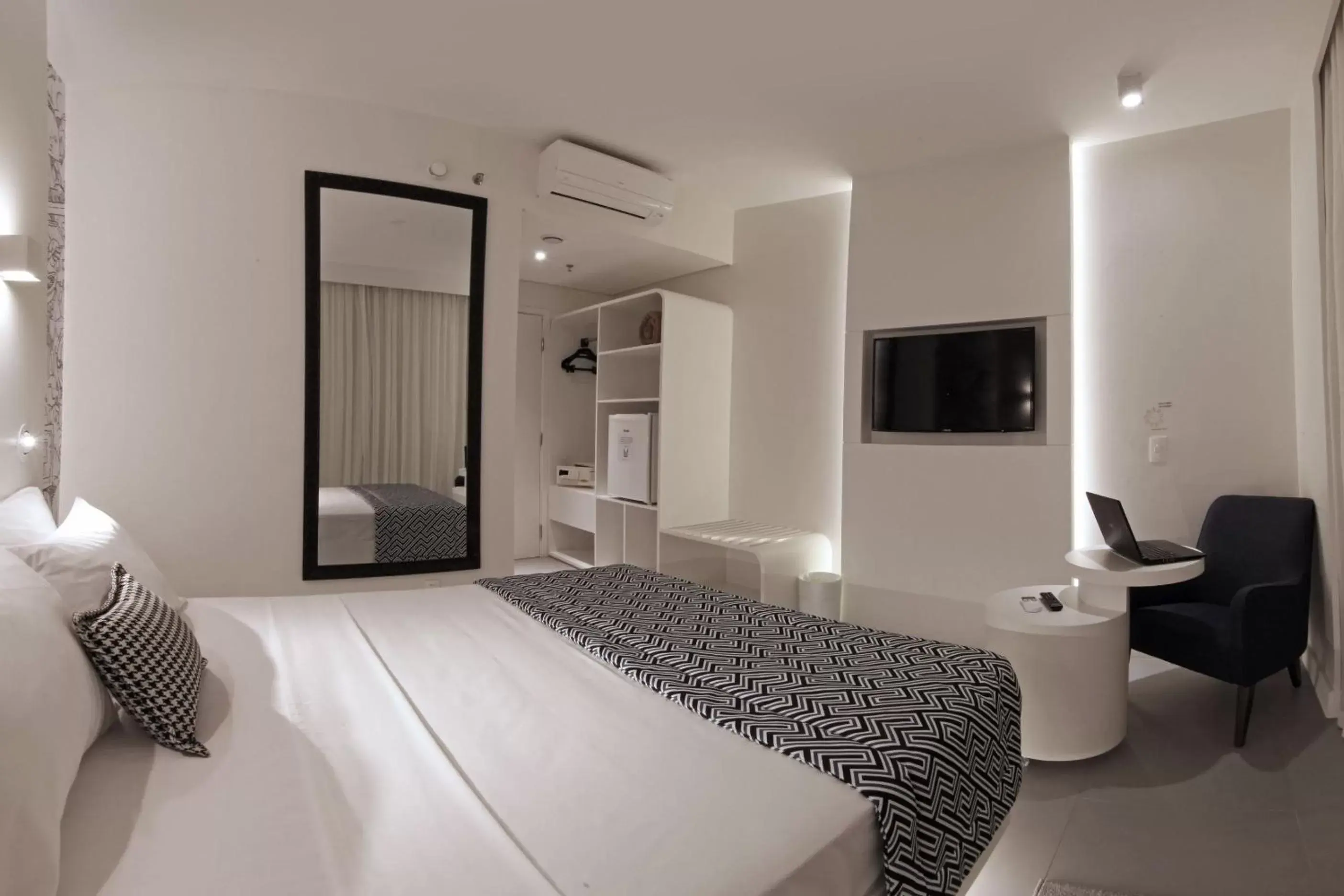 Standard Queen Room in ibis Styles Alagoinhas Standard Queen Room in ibis Styles Alagoinhas