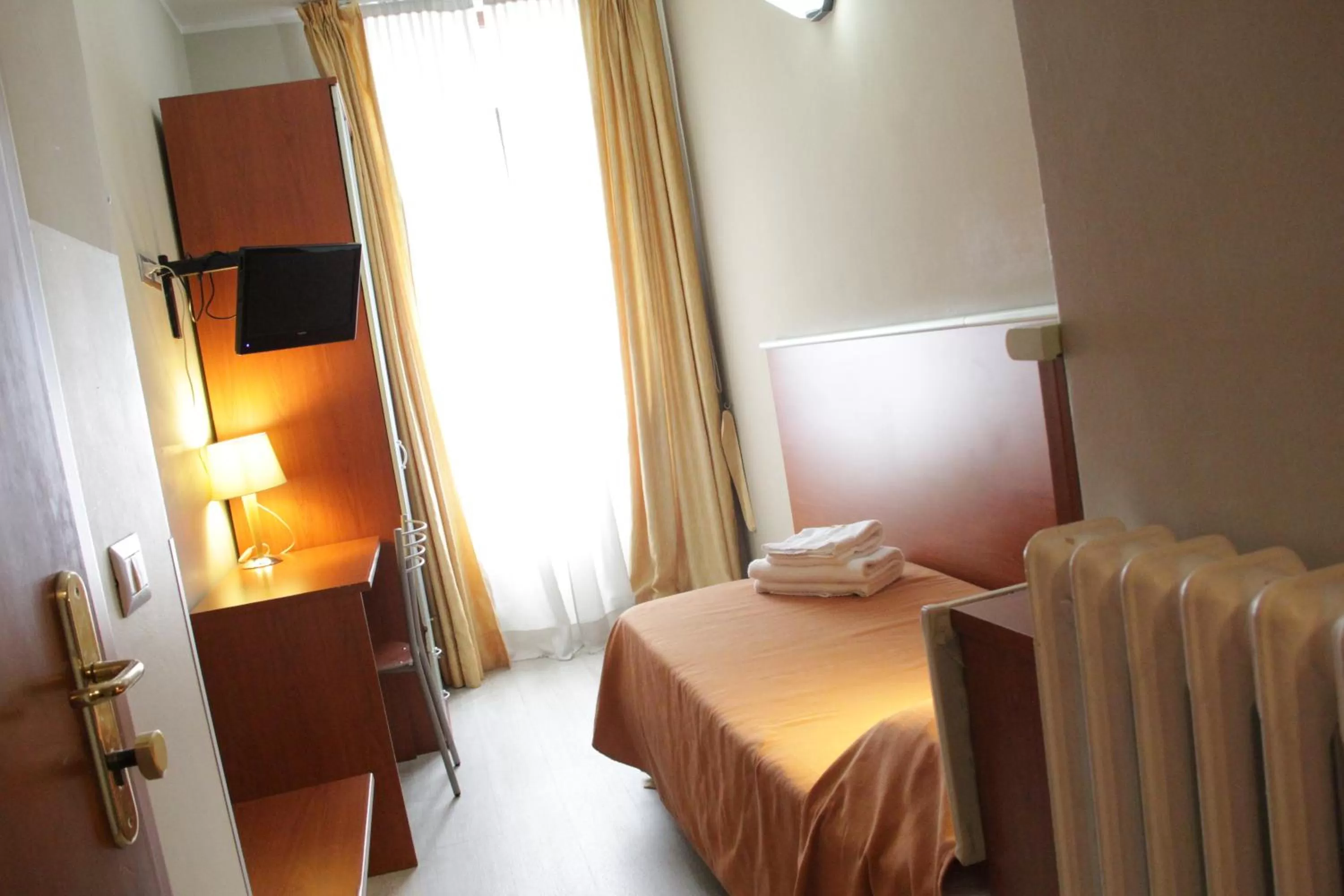 Bed in Hotel MM Dateo