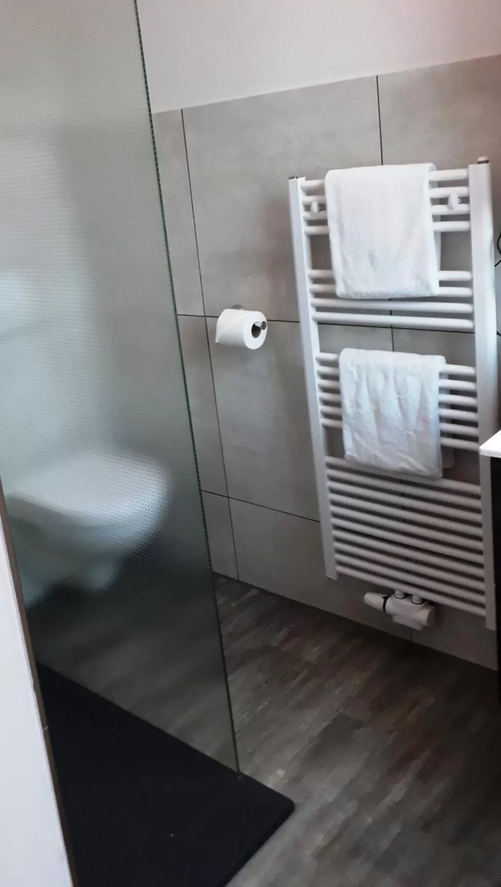 Other in Hotel M24 - Alle Zimmer mit Küchenzeile