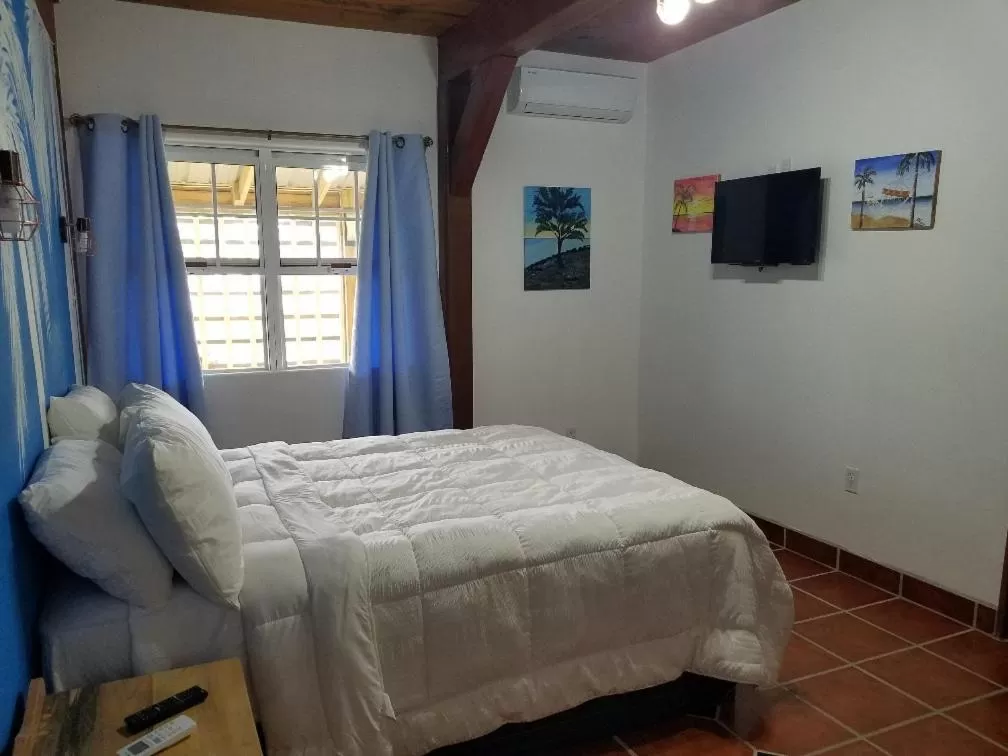Bed in The BNB on Triggerfish Close to the airport
