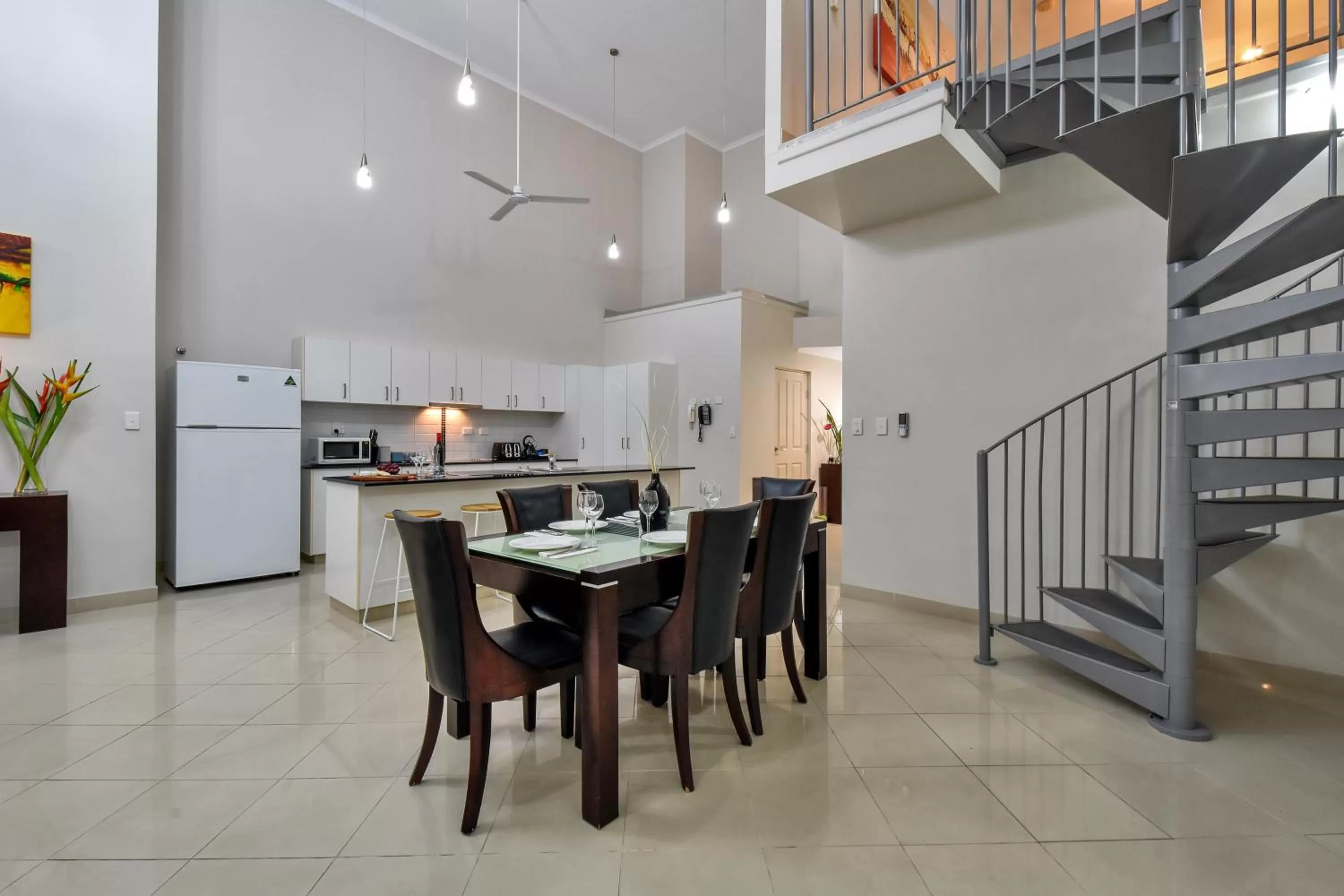 Kitchen or kitchenette in Argus Apartments Darwin