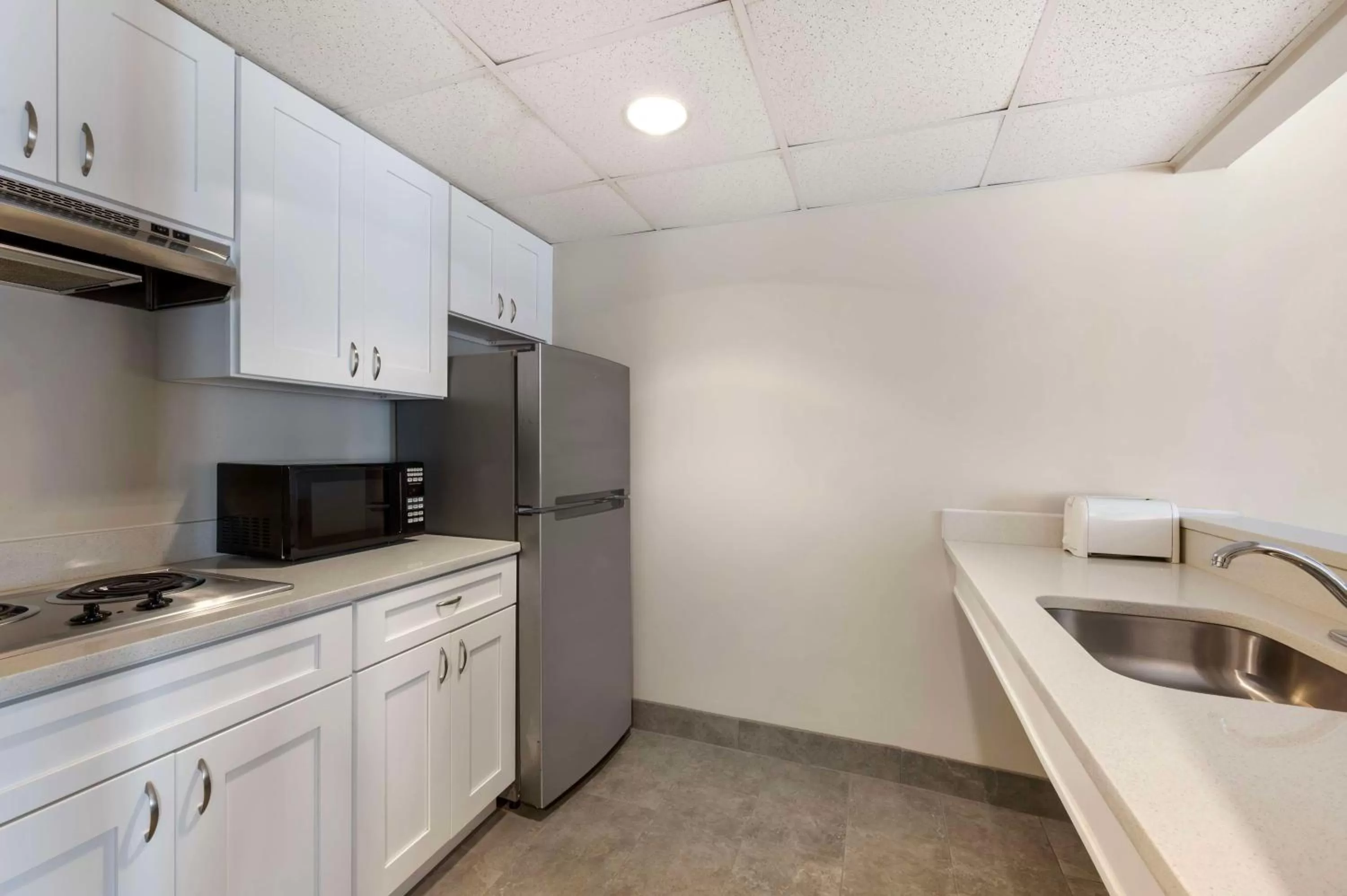 Bathroom in Best Western Plus Alexandria Fort Belvoir