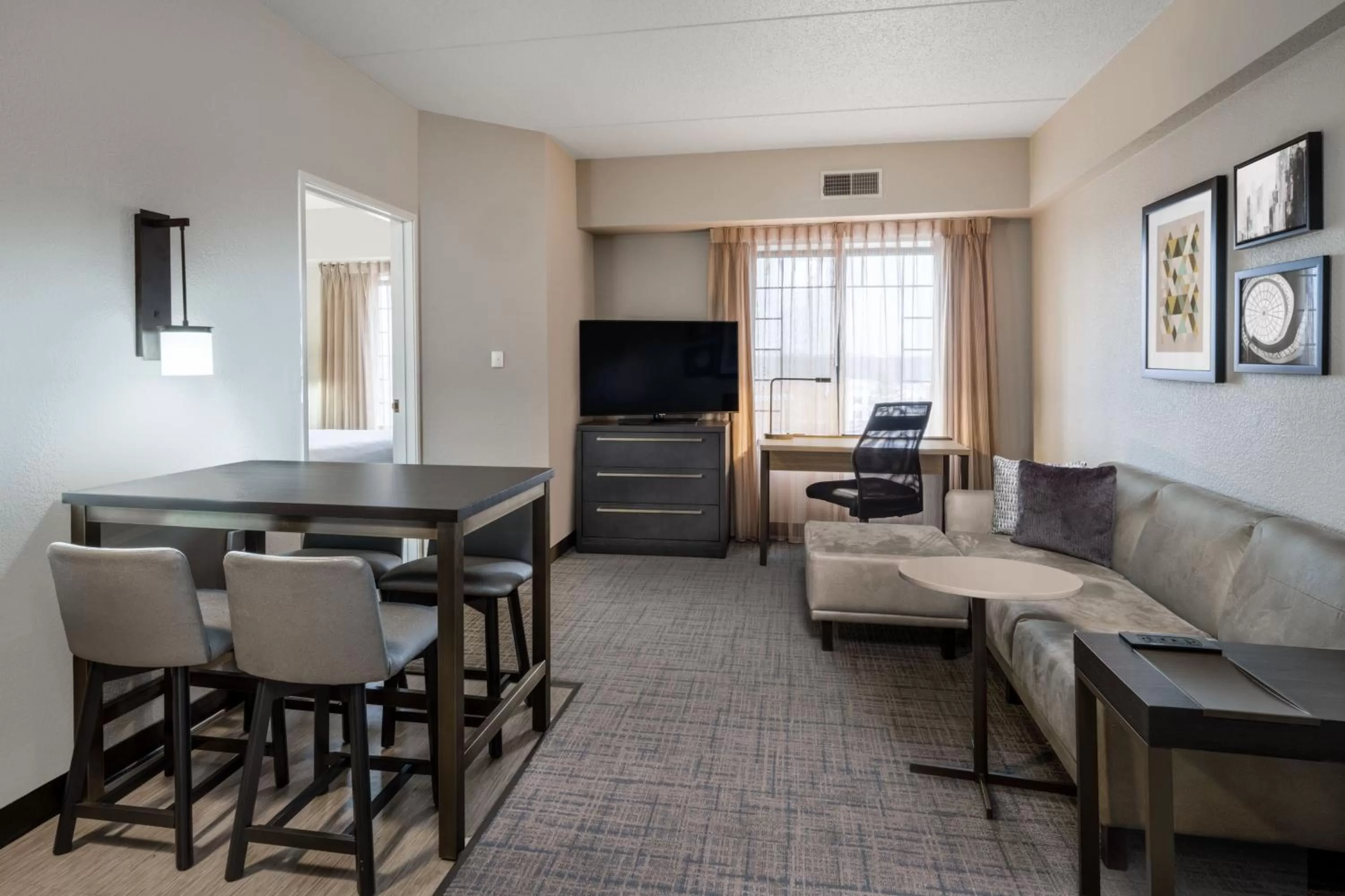 Living room in Residence Inn by Marriott Chicago Oak Brook