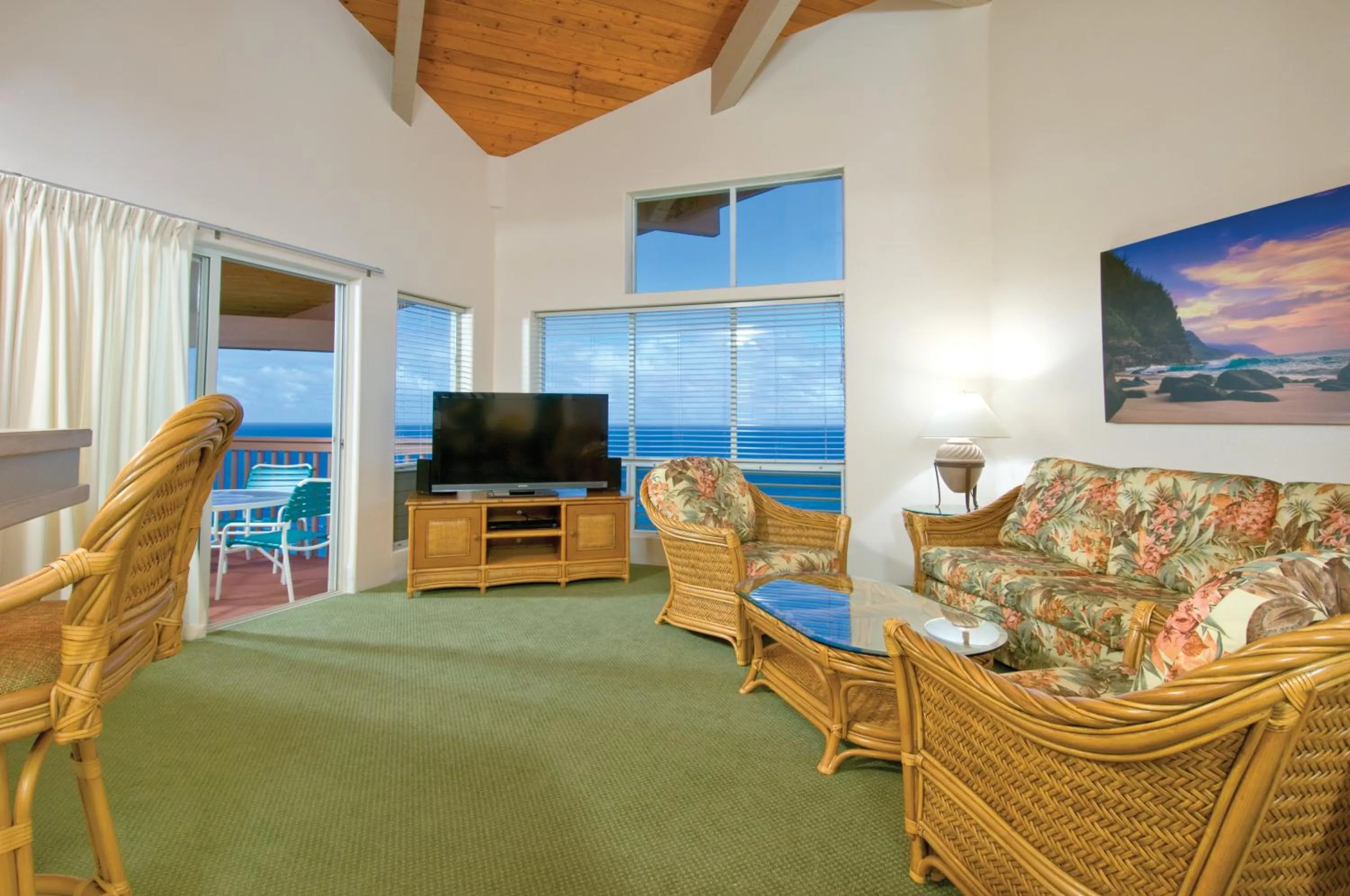 Living room in Club Wyndham Shearwater