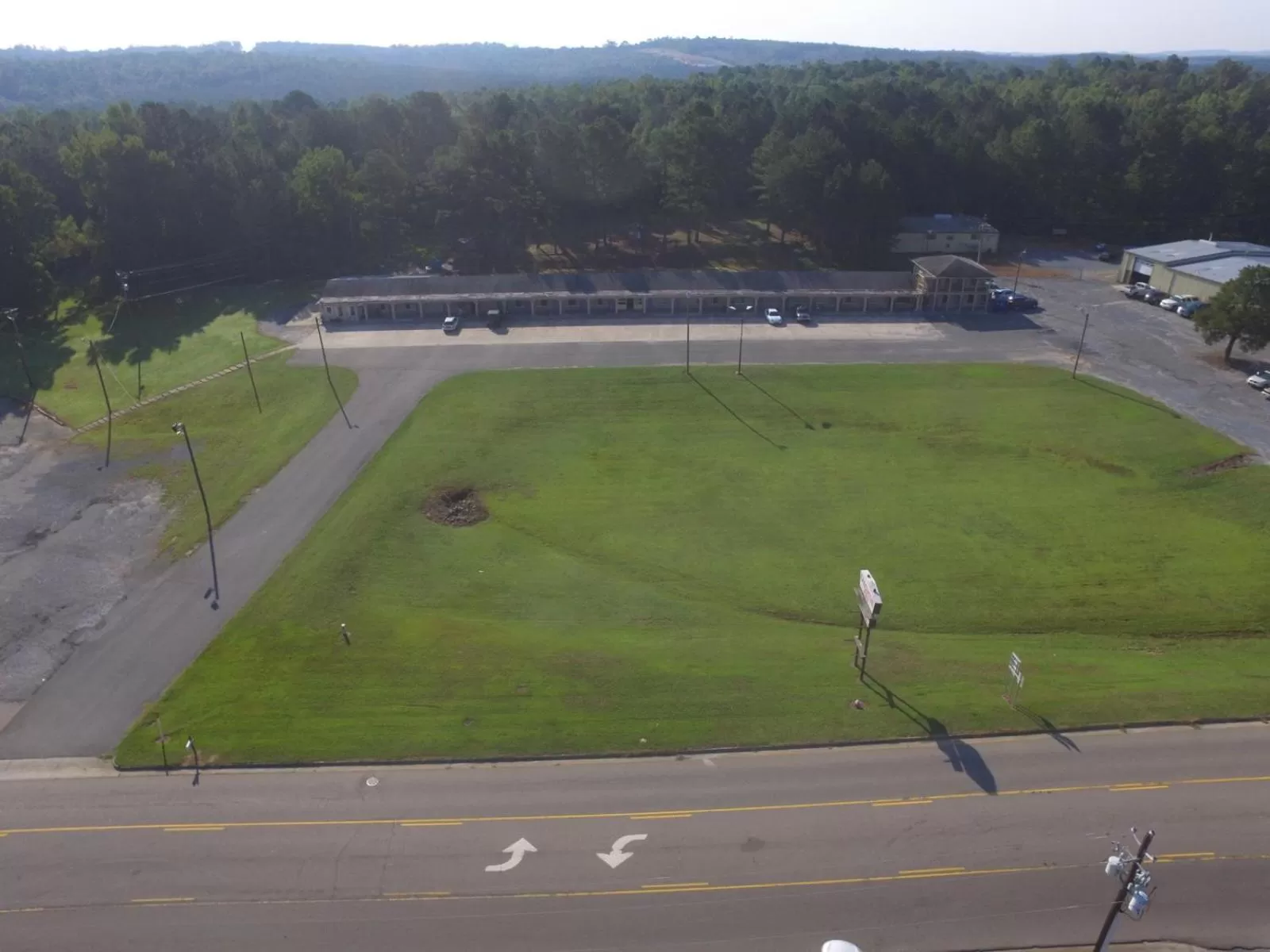 Restaurant/places to eat in Roadway Inn Troy