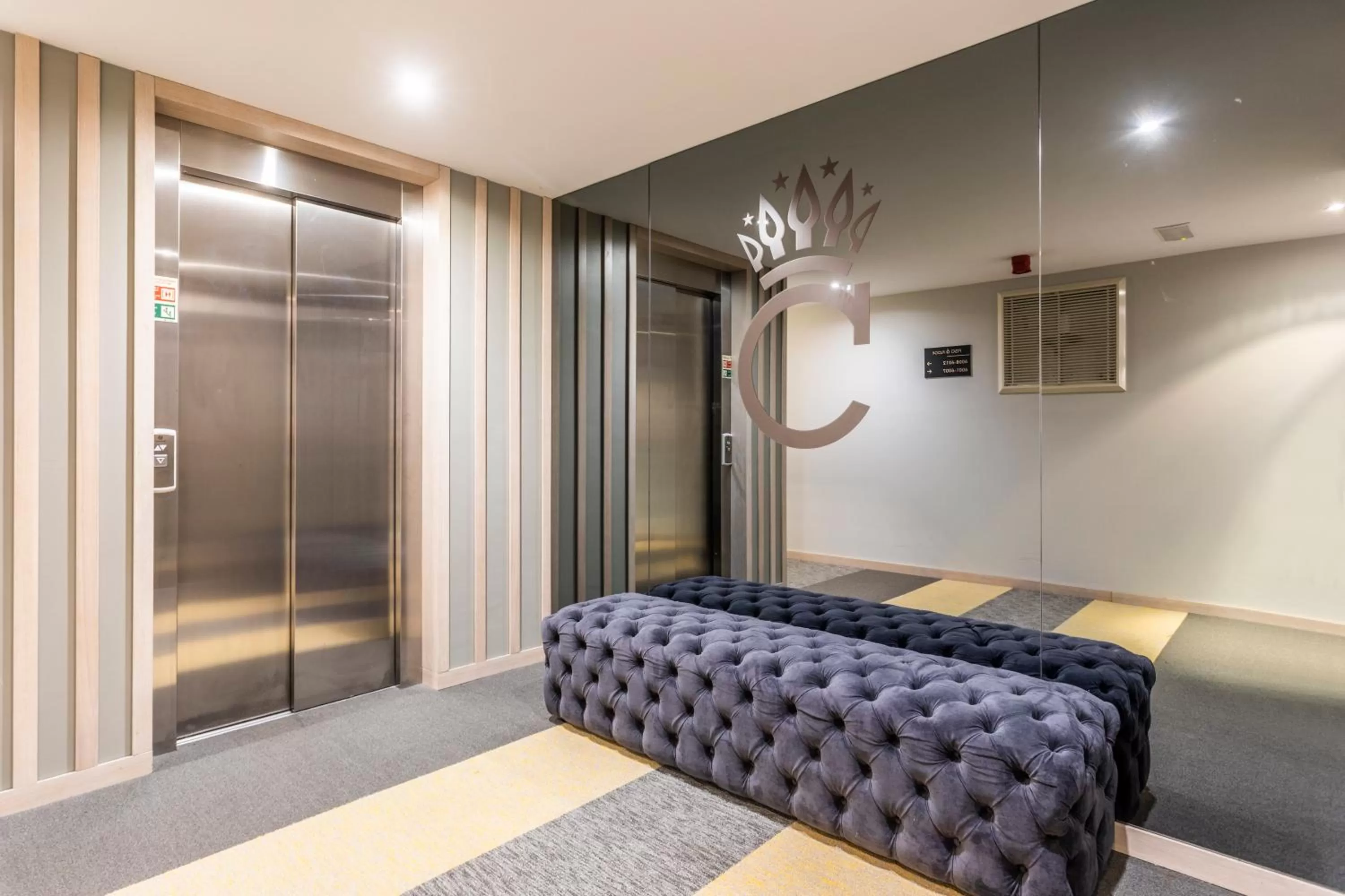 Area and facilities in Czar Lisbon Hotel