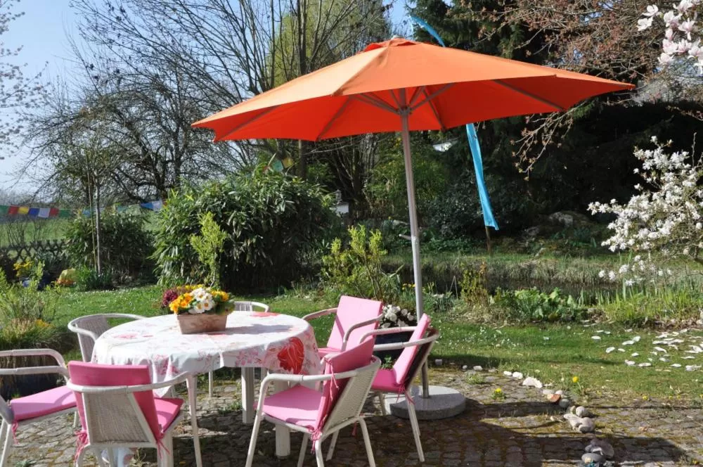 Garden view in Bed and Breakfast Bavaria München