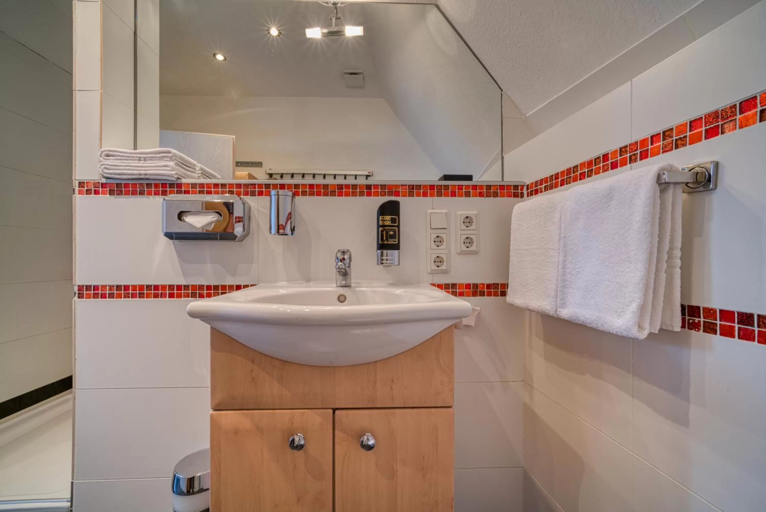 Bathroom in Hotel Am Fischmarkt