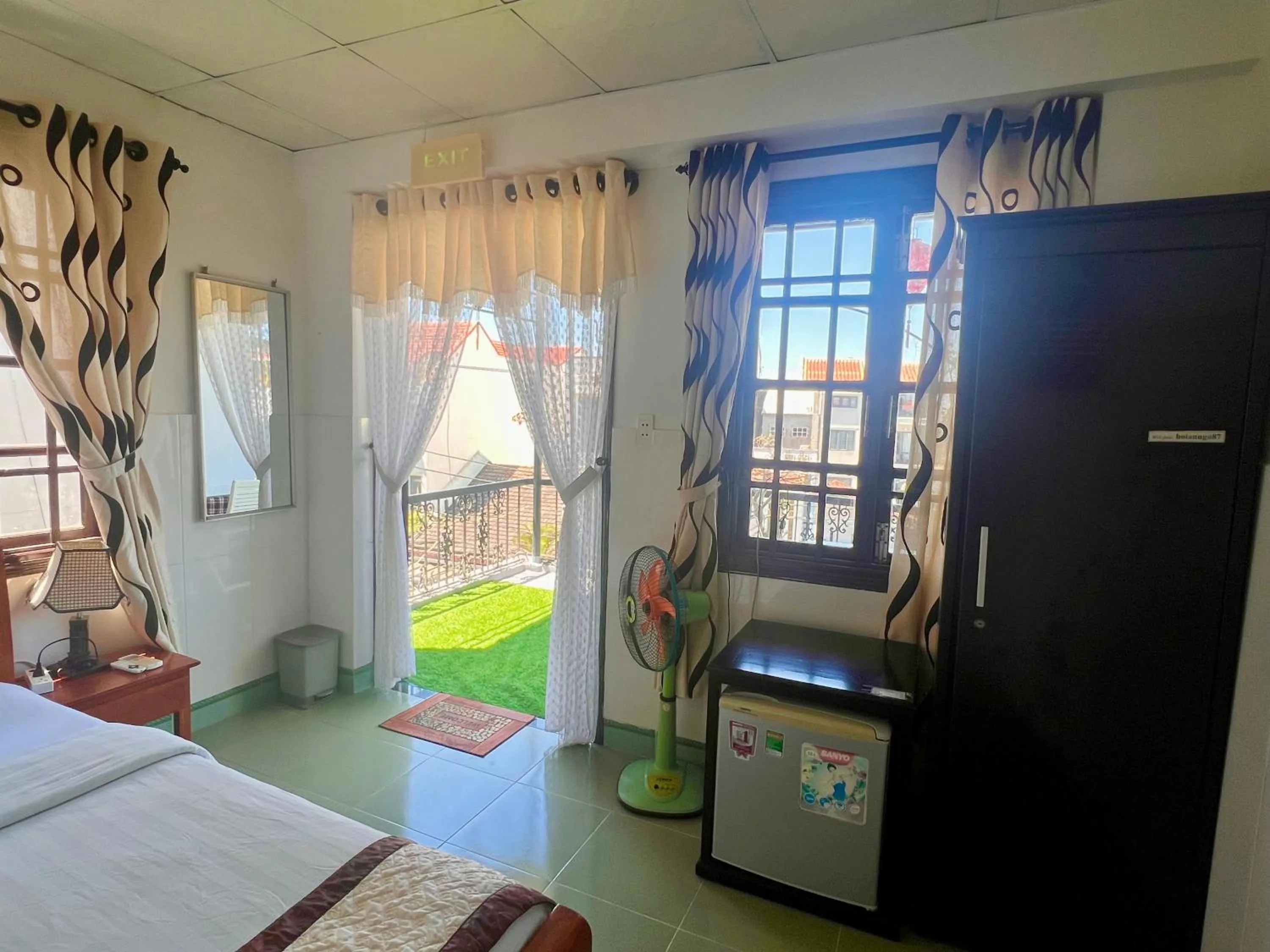Photo of the whole room, Bed in Hoi An Ngo Homestay