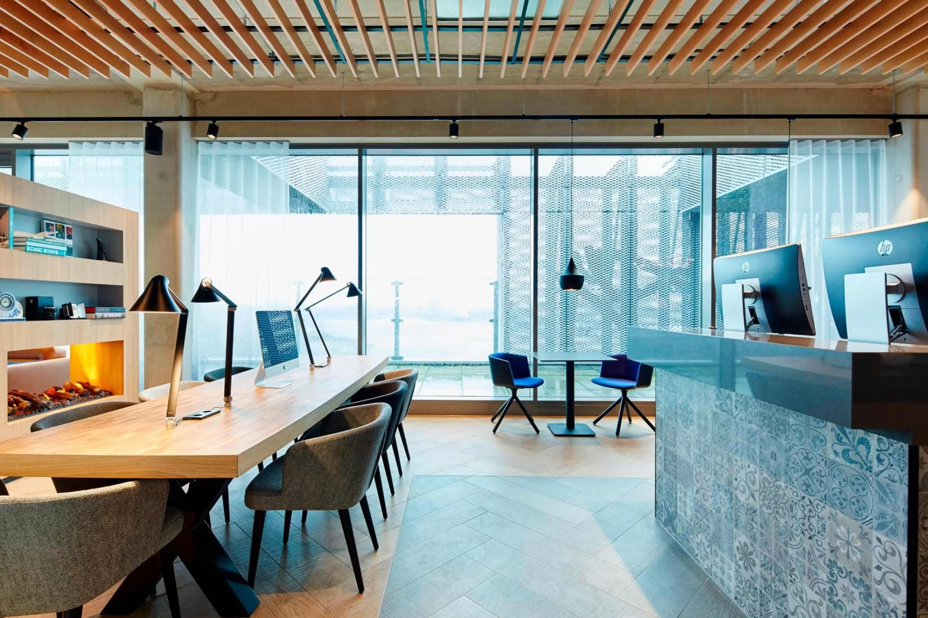 Lobby or reception in Residence Inn by Marriott Amsterdam Houthavens