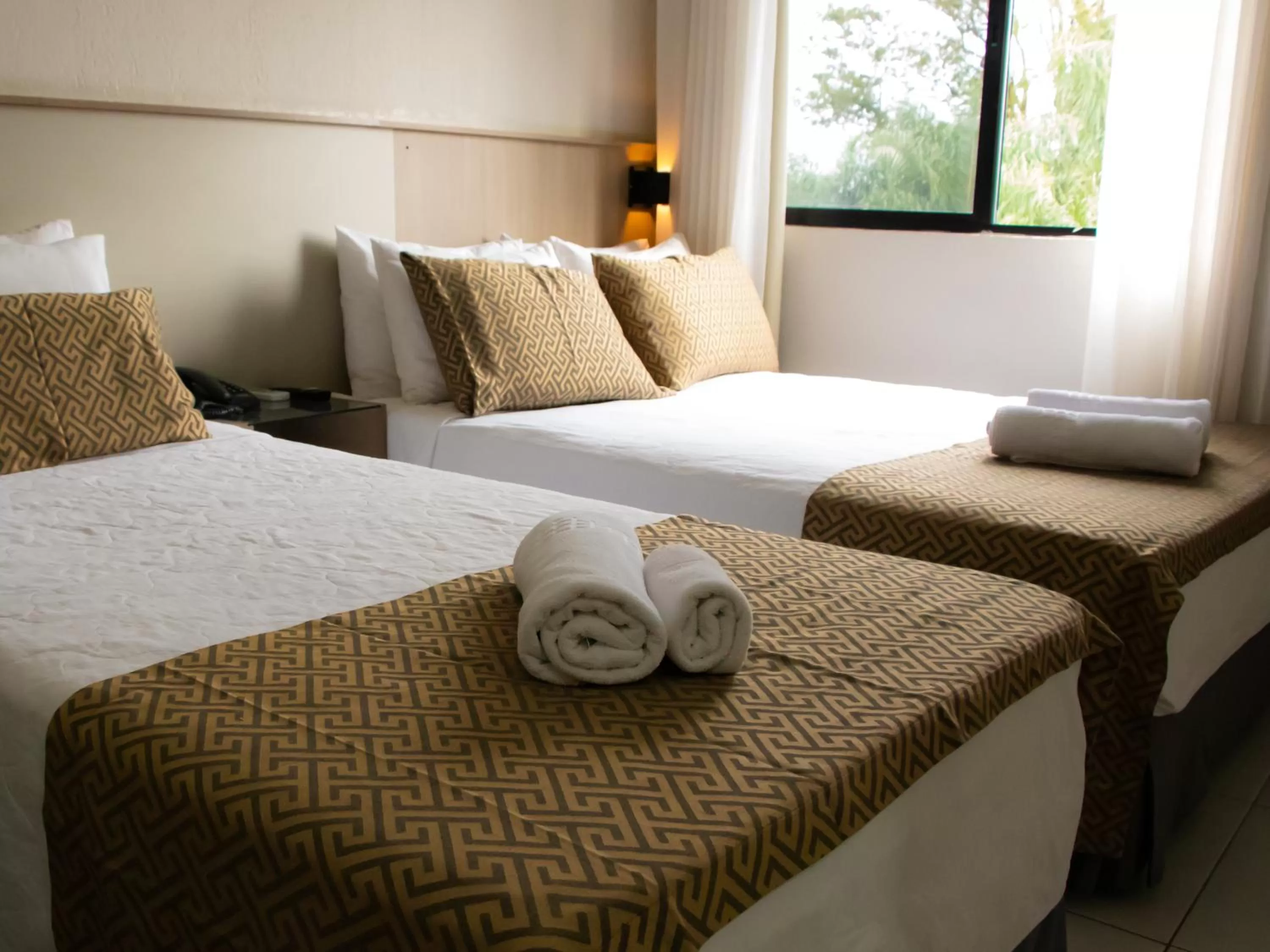 Photo of the whole room, Bed in Iguassu Express Hotel