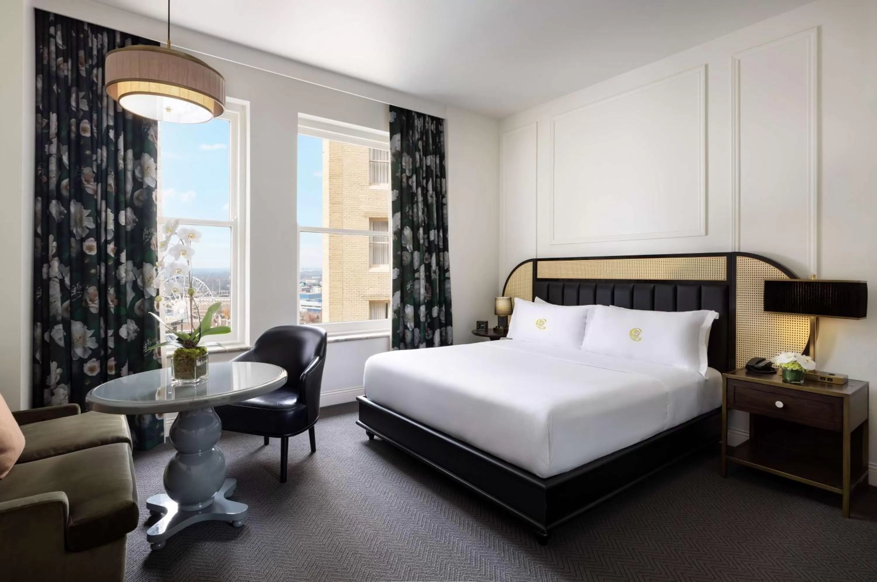 Bed in The Candler Hotel Atlanta, Curio Collection by Hilton