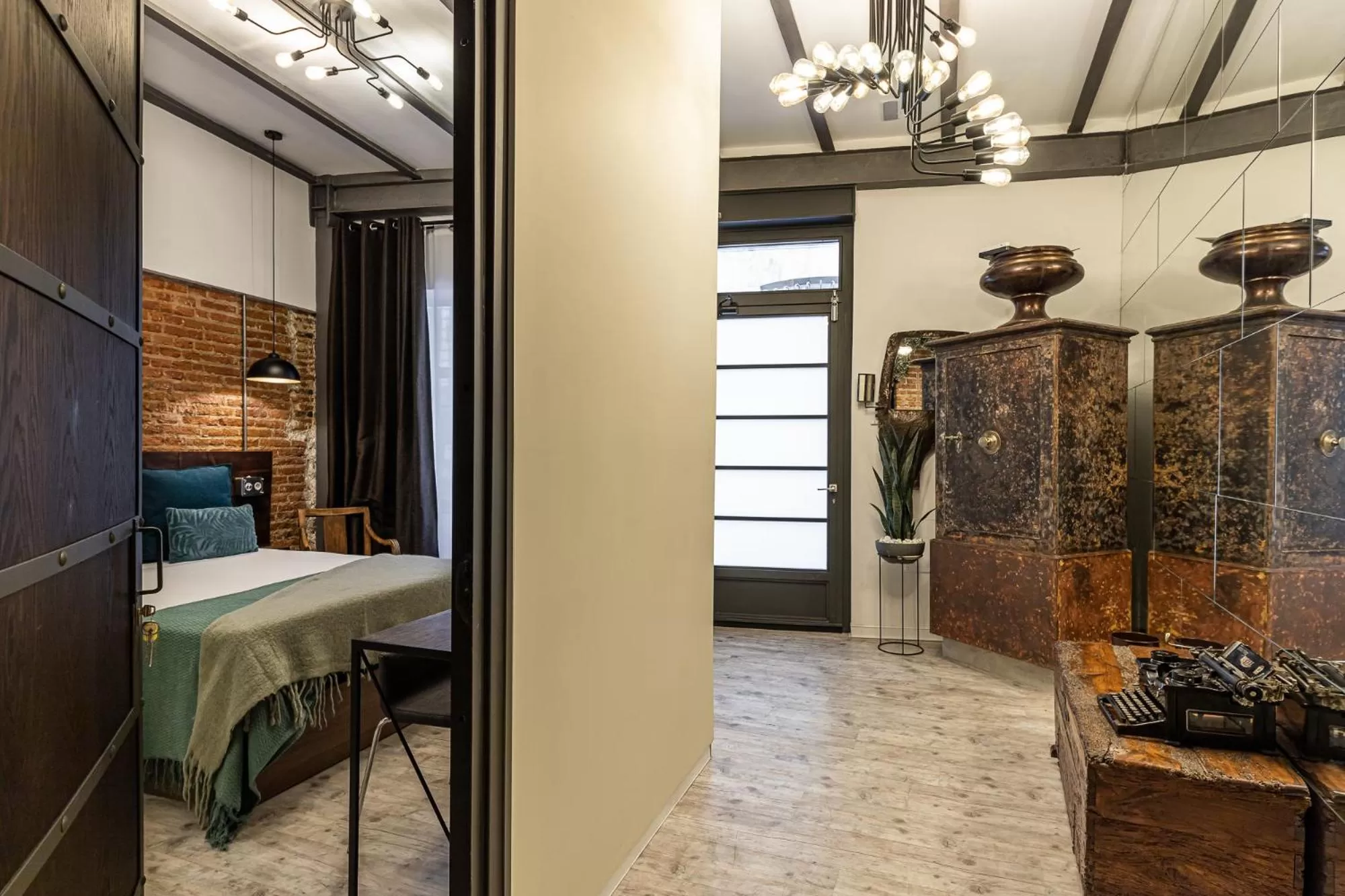 BNBHolder Boutique SOL