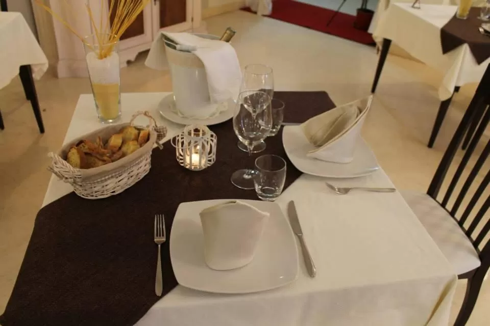 Restaurant/Places to Eat in Hotel Agri Resort "Agorà"