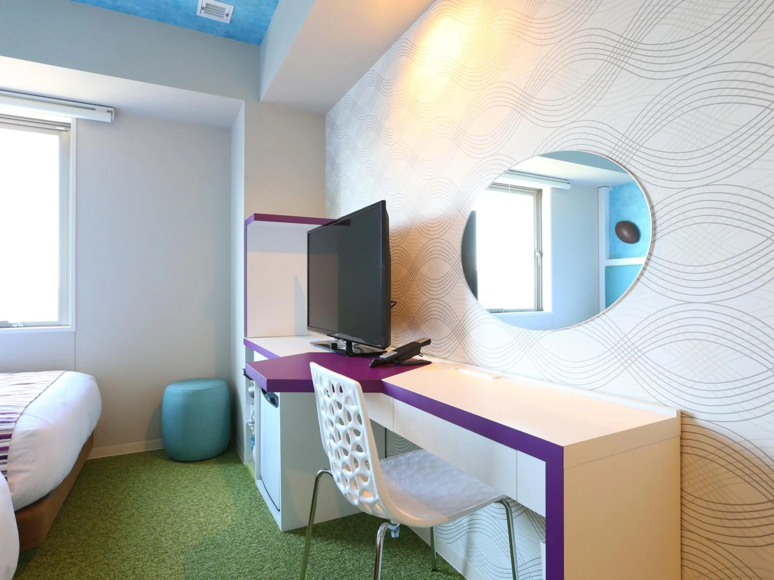 Photo of the whole room, Bed in KOKO HOTEL Higashiosaka - formerly Hotel Wing International Select Higashi Osaka