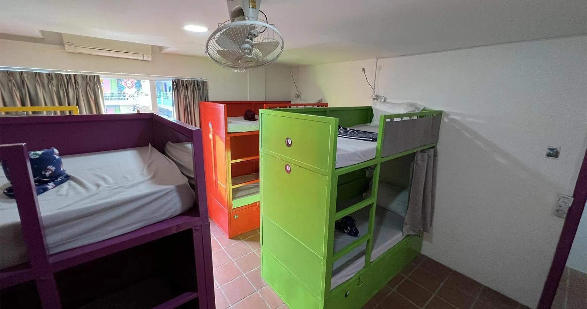 Guests, Bed in The Funky Village