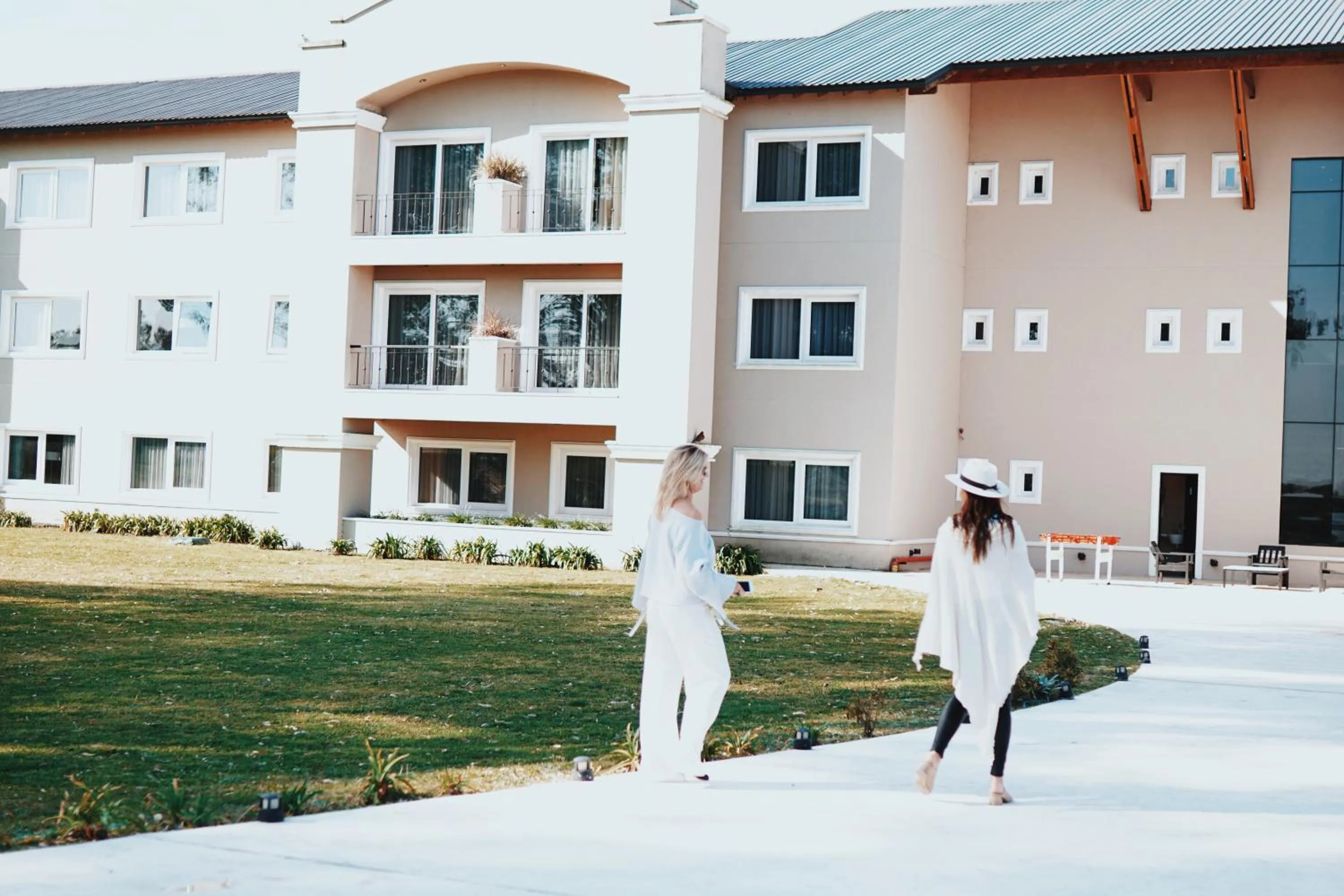 Property building in Howard Johnson Resort & Convention Center Ezeiza