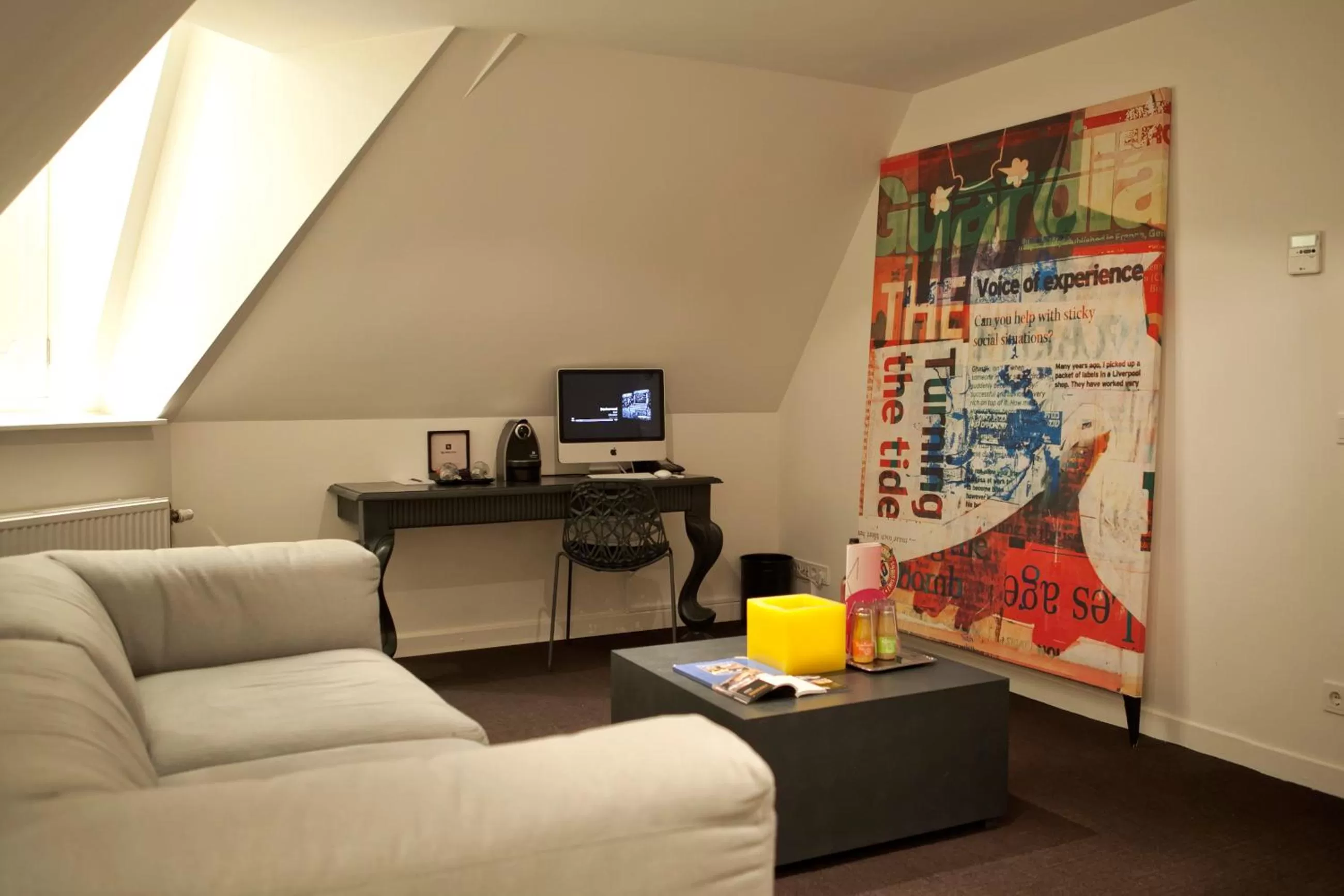 TV and multimedia, Seating Area in Manna