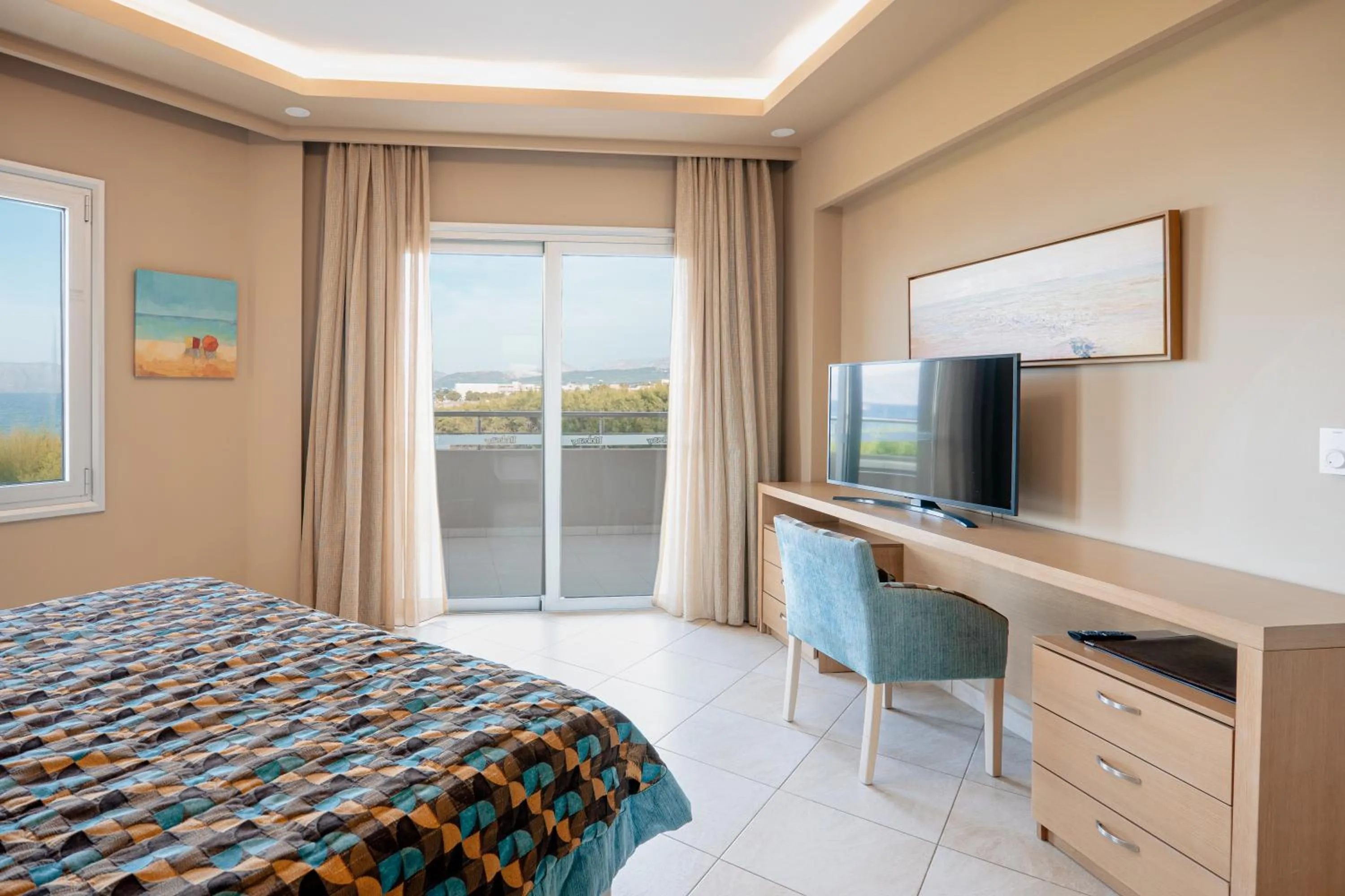 Bedroom, Bed in Molos Bay Hotel