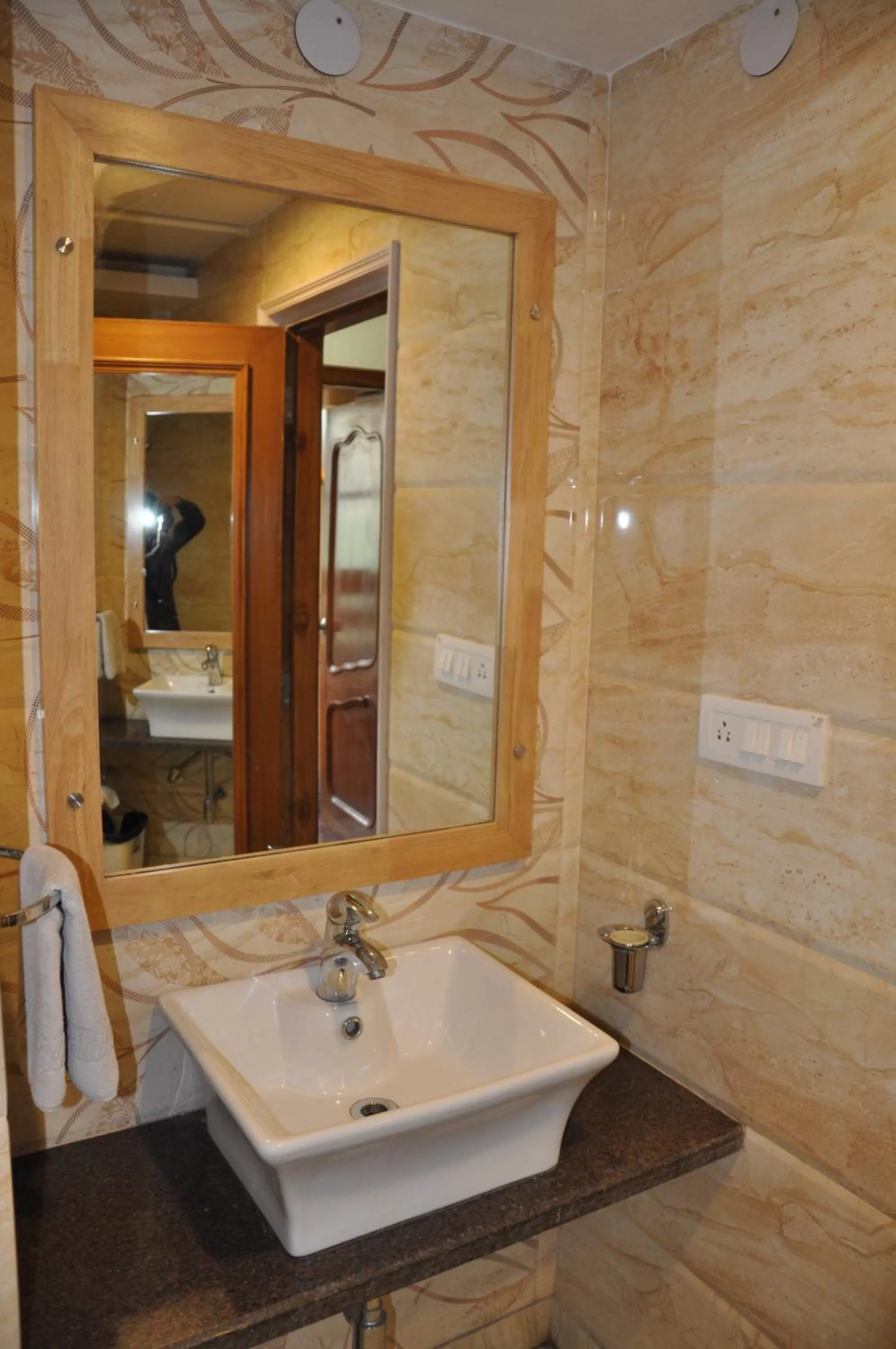 Bathroom in Bravia Hotel Manali Inn